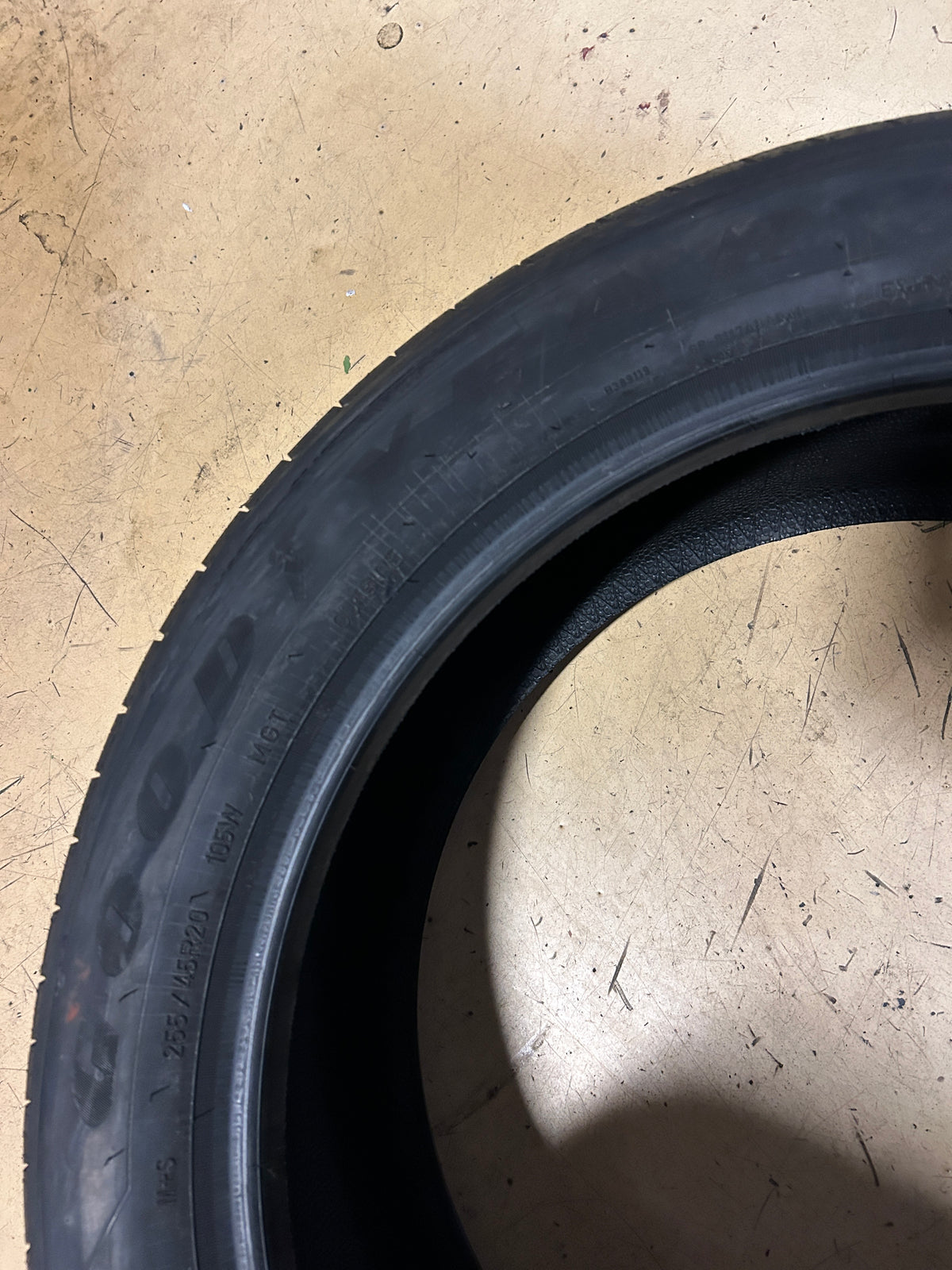 GOODYEAR EAGLE TOURING BSW P 255 45 20 105W XL ALL SEASON TIRE 102059387