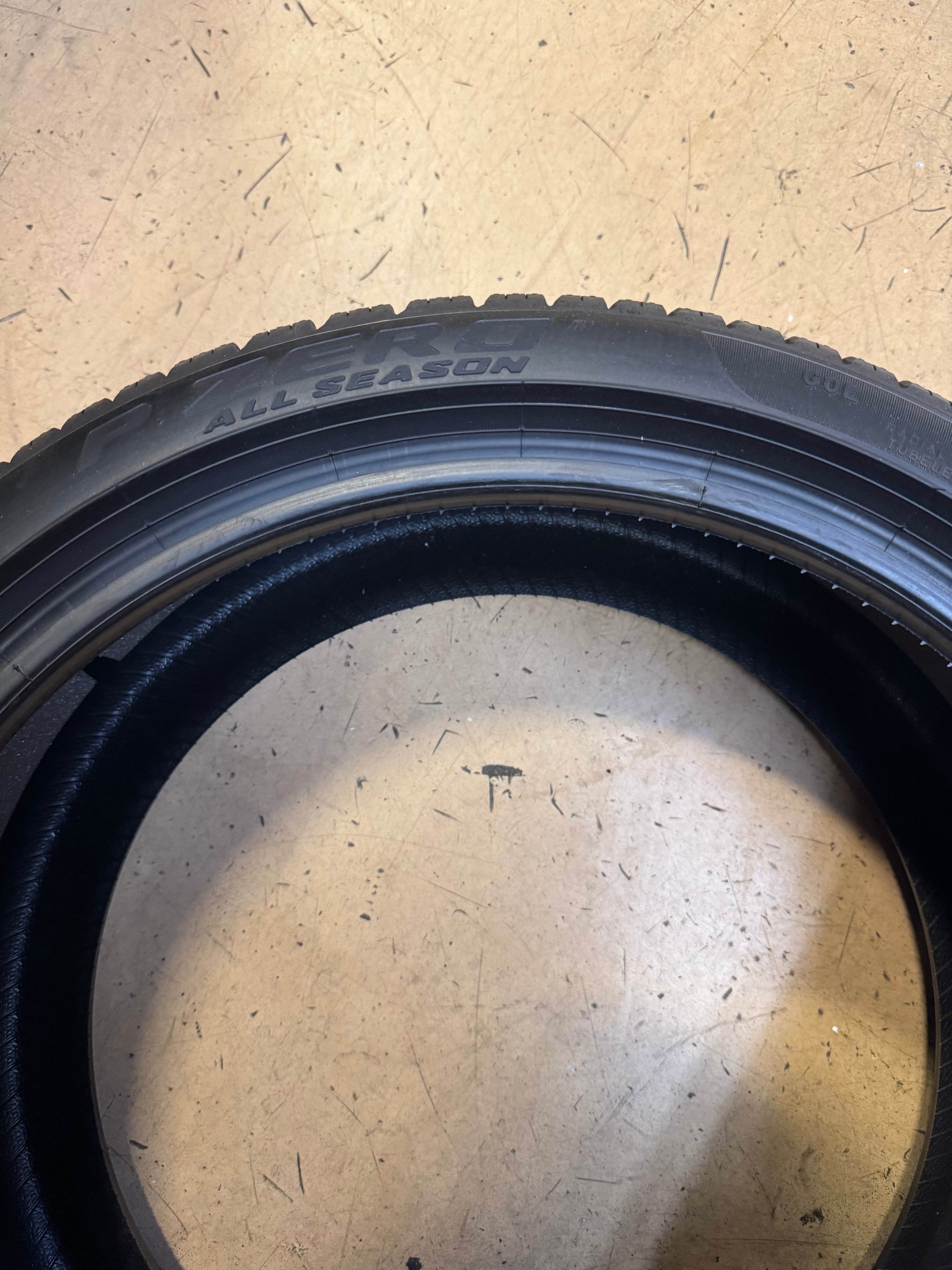 PIRELLI P ZERO A/S GOE (FOAM) BSW P 275 35 20 102W XL UHP TIRE 3373800
