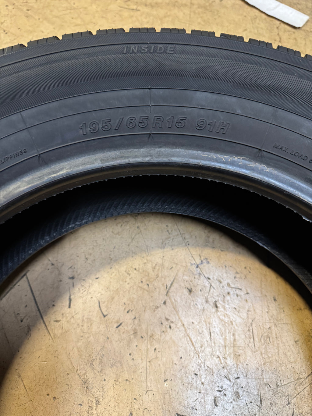 YOKOHAMA YK-GTX BSW P 195 65 15 91H ALL SEASON TIRE 110174104