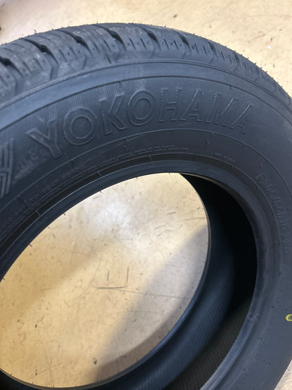 YOKOHAMA AVID TOURING-S BSW P 205 65 16 92S ALL SEASON TIRE 110131008