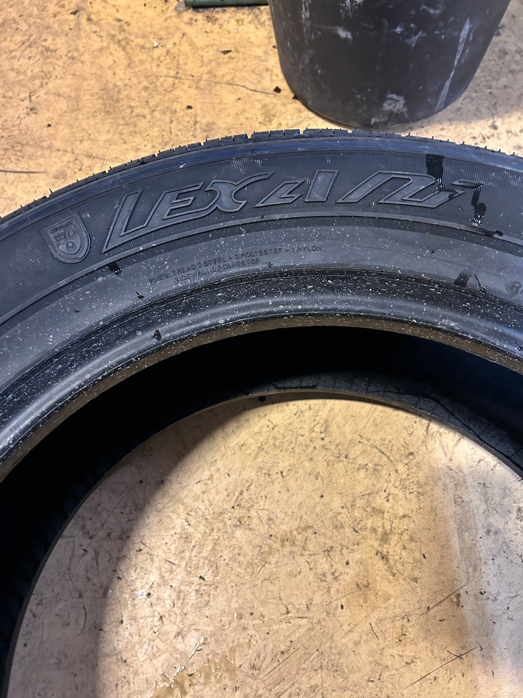 LEXANI LXHT-206 BSW P 275 55 20 117H HIGHWAY TIRE LXST2062055010