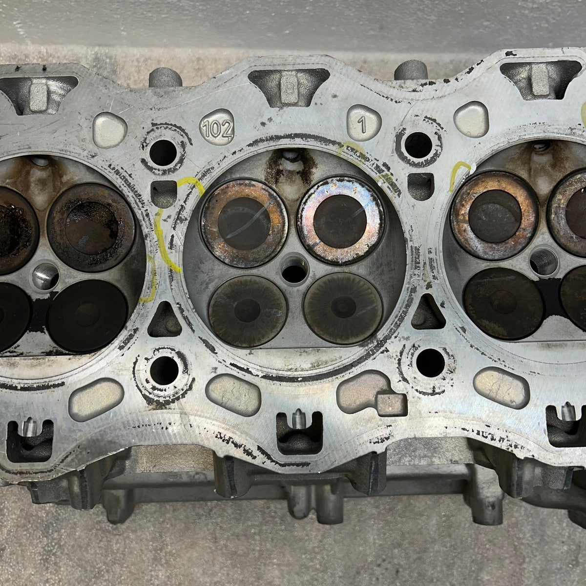 PORSCHE 911 11-16 CARRERA S 4S GTS RIGHT CYLINDER HEAD 9A1 104 112 8R