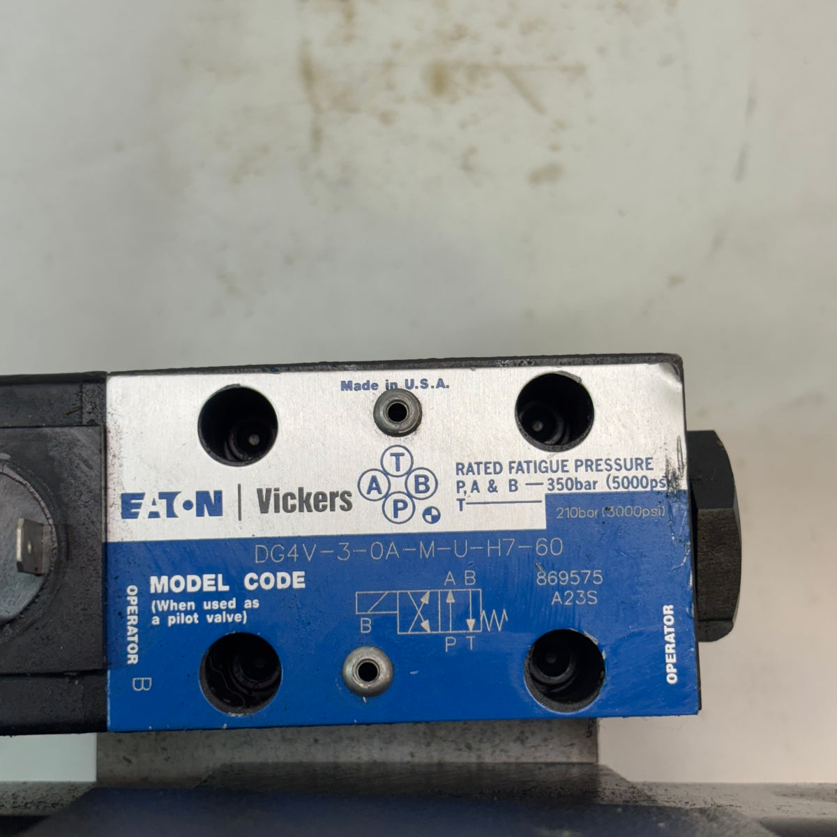 DAMAN HYDRAULIC SOLENOID VALVE ASSEMBLY WITH MANIFOLD DD03P042S