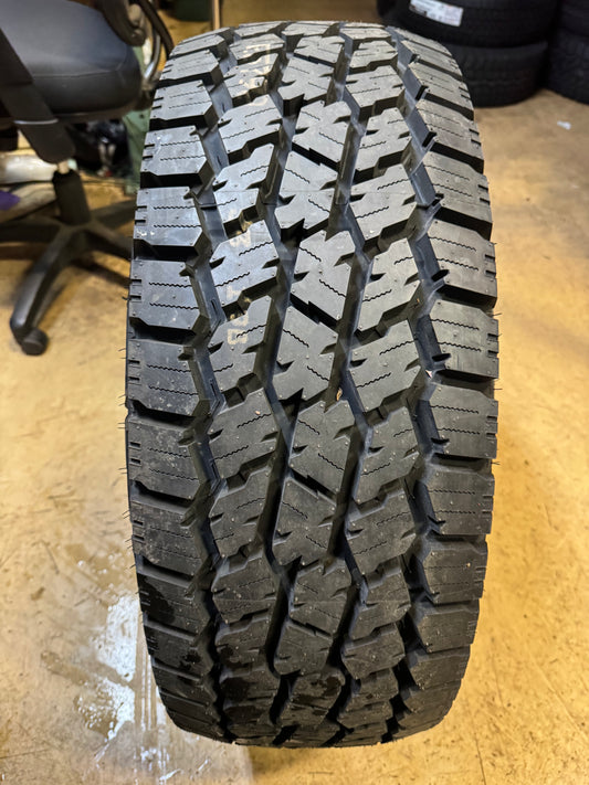 YOKOHAMA GEOLANDAR A/T4 G018 OWL LT 33 12.5 15 108S 6PLY ALL TERRAIN TIRE 110101805