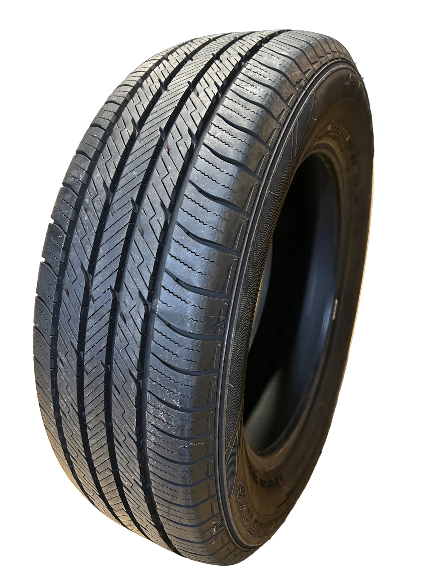 USED 10/32” FALKEN PRO G5 TOURING A/S P 215 65 17 99H ALL SEASON TIRE 28661782