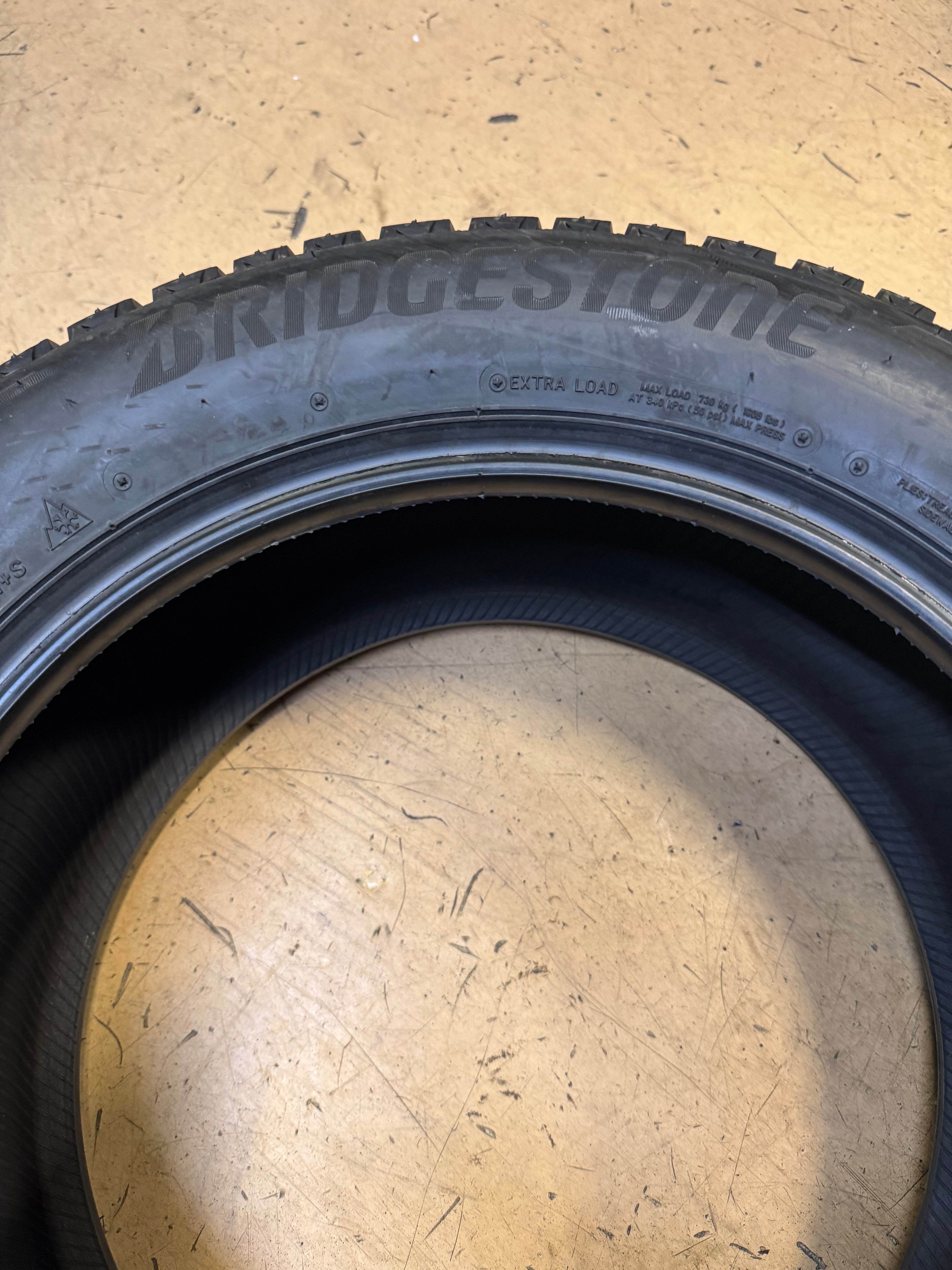 BRIDGESTONE BLIZZAK WS90 BSW P 215 55 16 97H XL WINTER TIRE 001118
