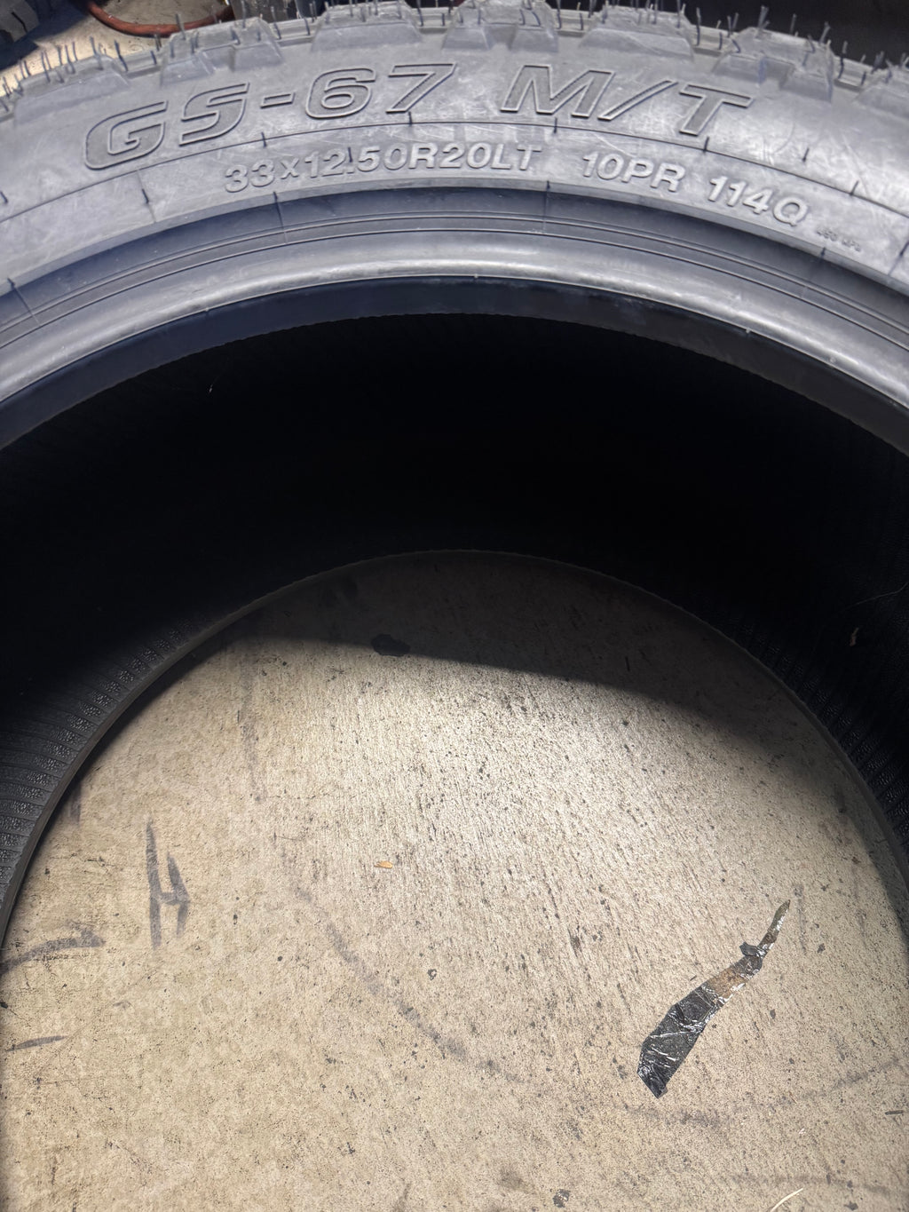 NOS GOODTRIP GS-67 M/T BSW LT 33 12.5 20 114Q 10PLY MUD TERRAIN TIRE LEJB9MB