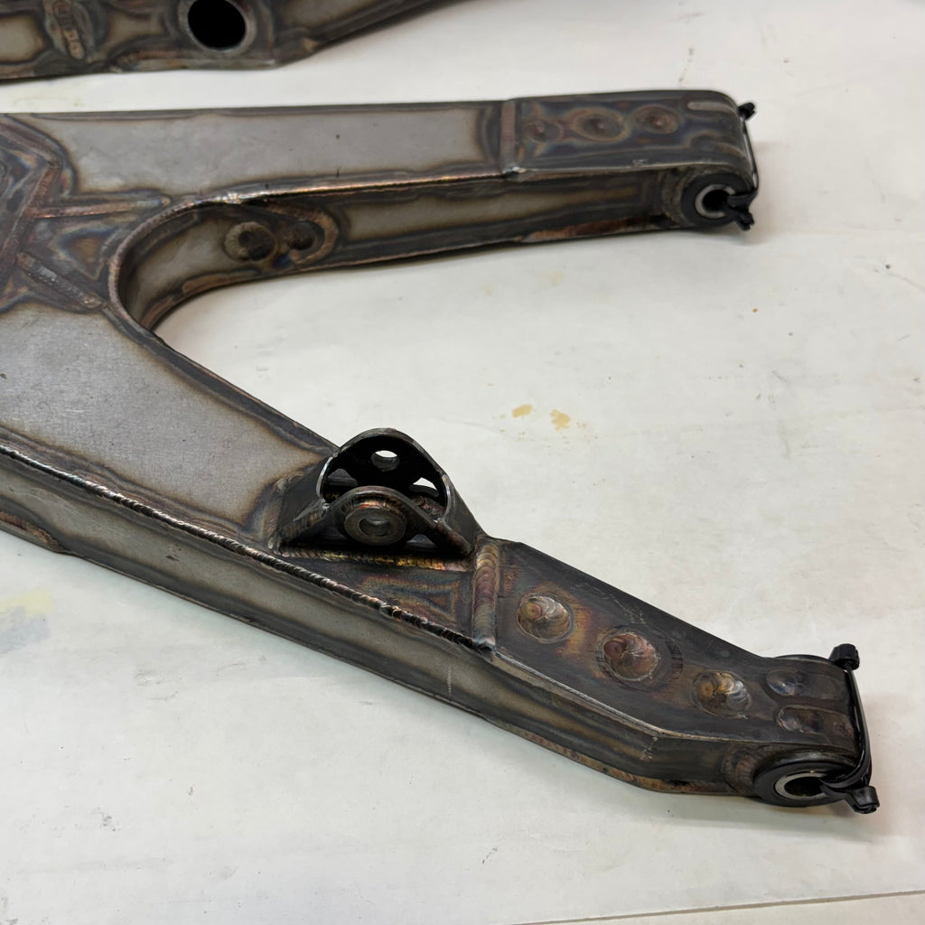 CUSTOM FABRICATED REPLACEMENT CONTROL ARM FOR TROPHY TRUCK OR ATV/UTV 32" x 14"