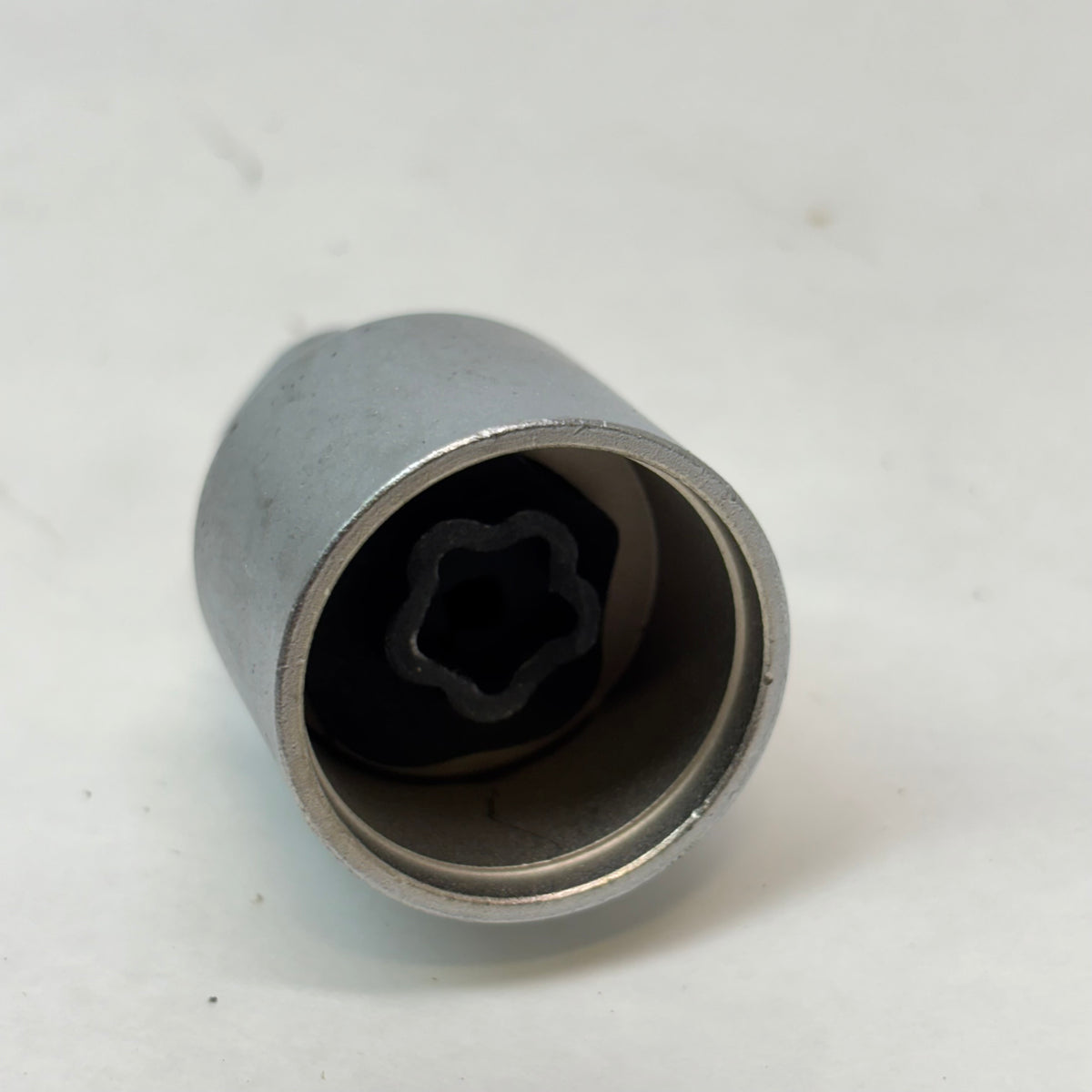 20PC ANTI-THEFT WHEEL LUG NUT REMOVAL SOCKET KEY FOR VOLVE SET