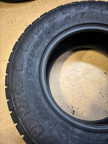 TOYO OPEN COUNTRY A/T III BSW P 255 65 16 109T SL ALL TERRAIN TIRE 356150