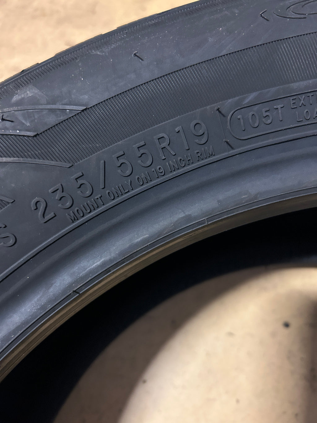 COOPER EVOLUTION WINTER BSW P 235 55 19 105T XL WINTER TIRE 166163006