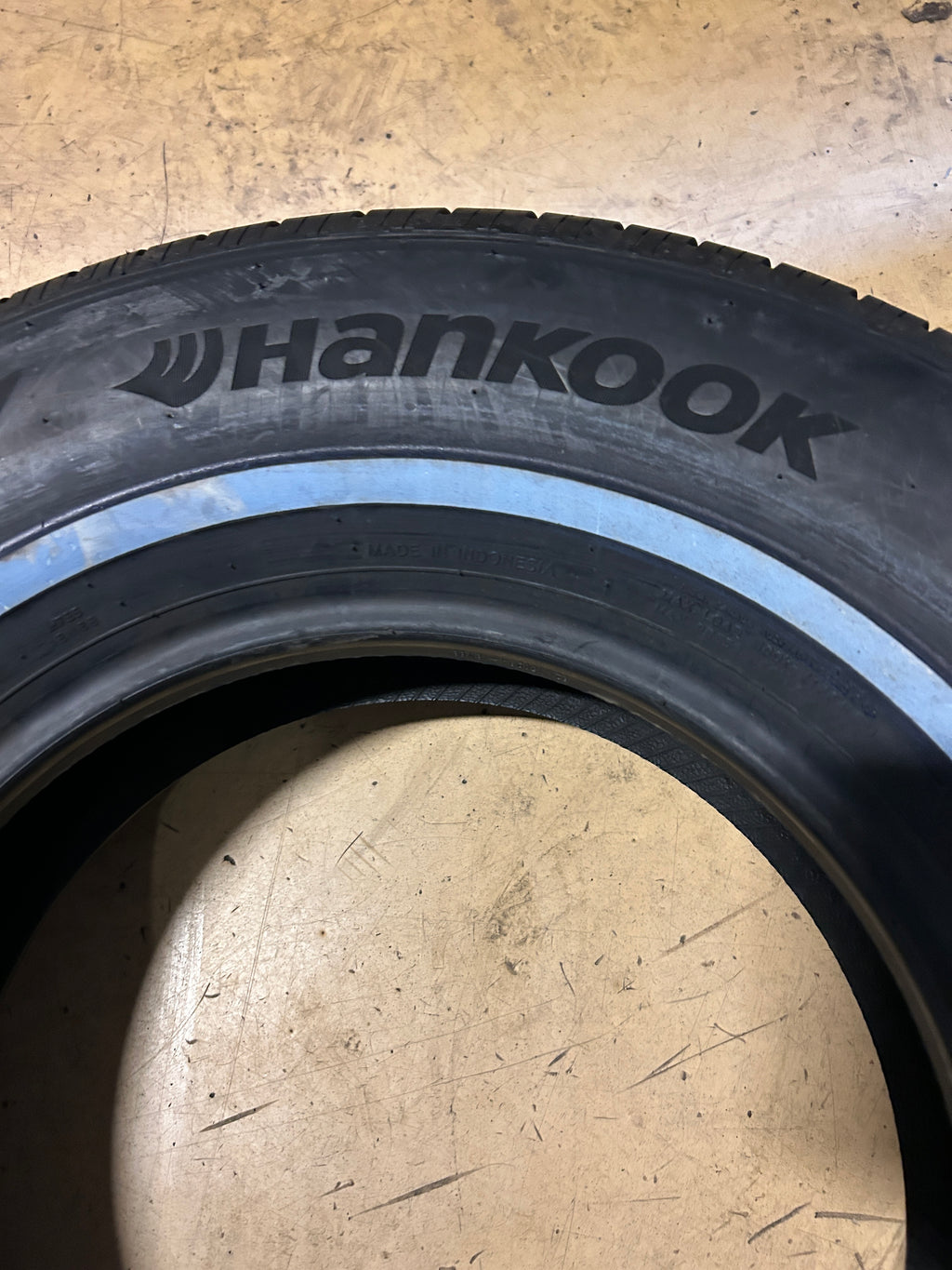 NOS HANKOOK KINERGY ST NWW P 215 75 14 100T ALL SEASON TIRE 1024736