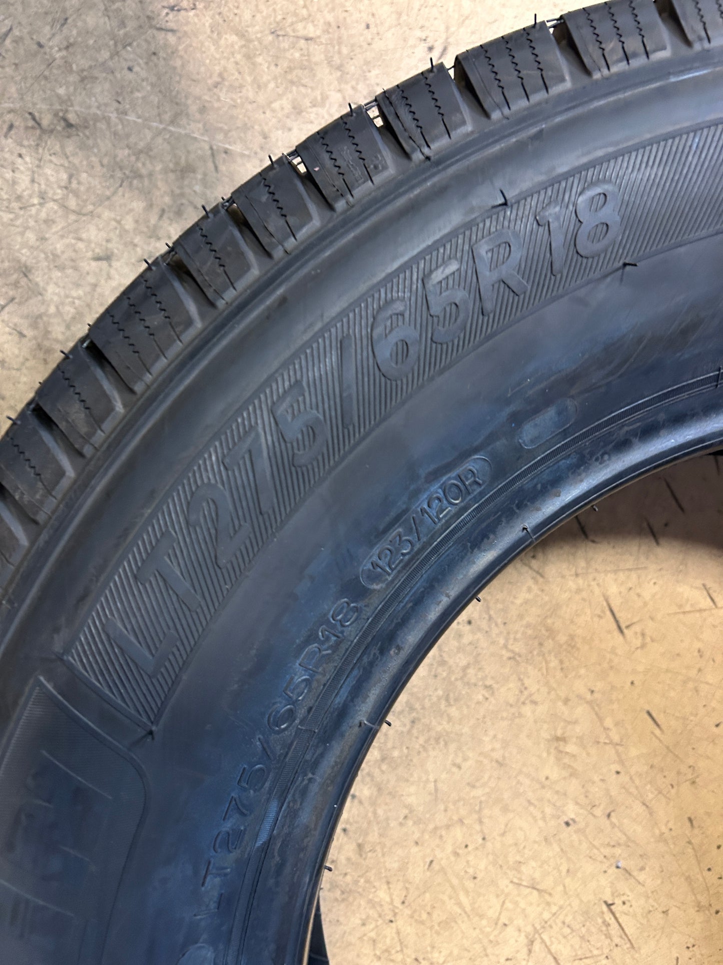 MICHELIN X LT A/S BSW LT 275 65 18 123/120R 10PLY ALL SEASON TIRE 17017