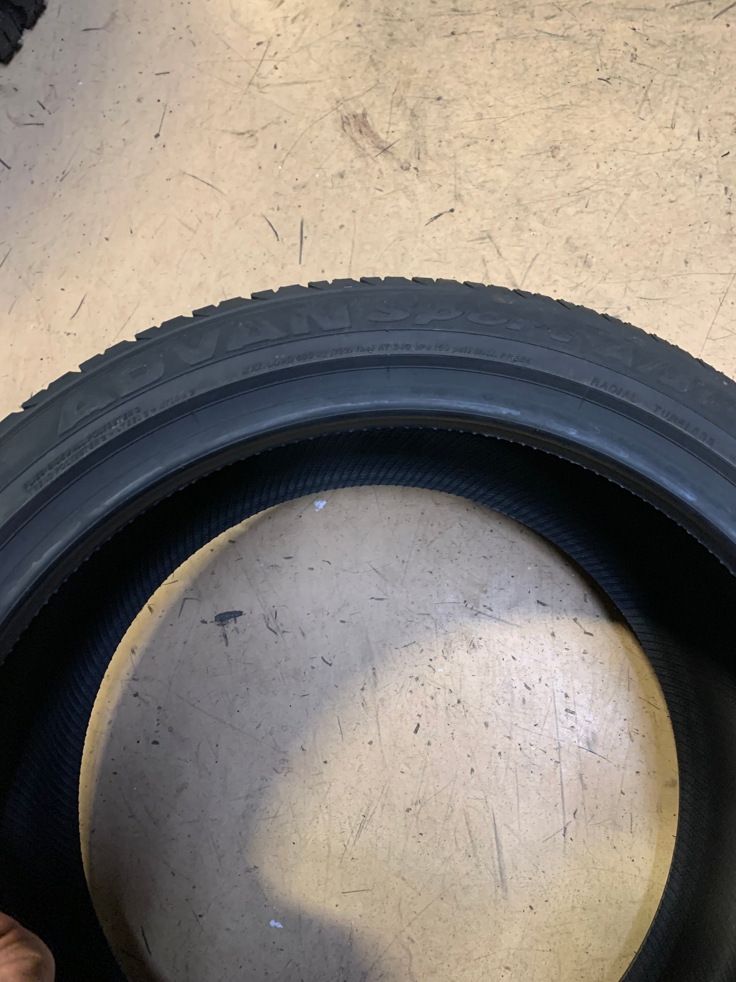 YOKOHAMA ADVAN SPORT A/S PLUS BSW P 235 40 18 95Y XL UHP ALL SEASON TIRE 110140632