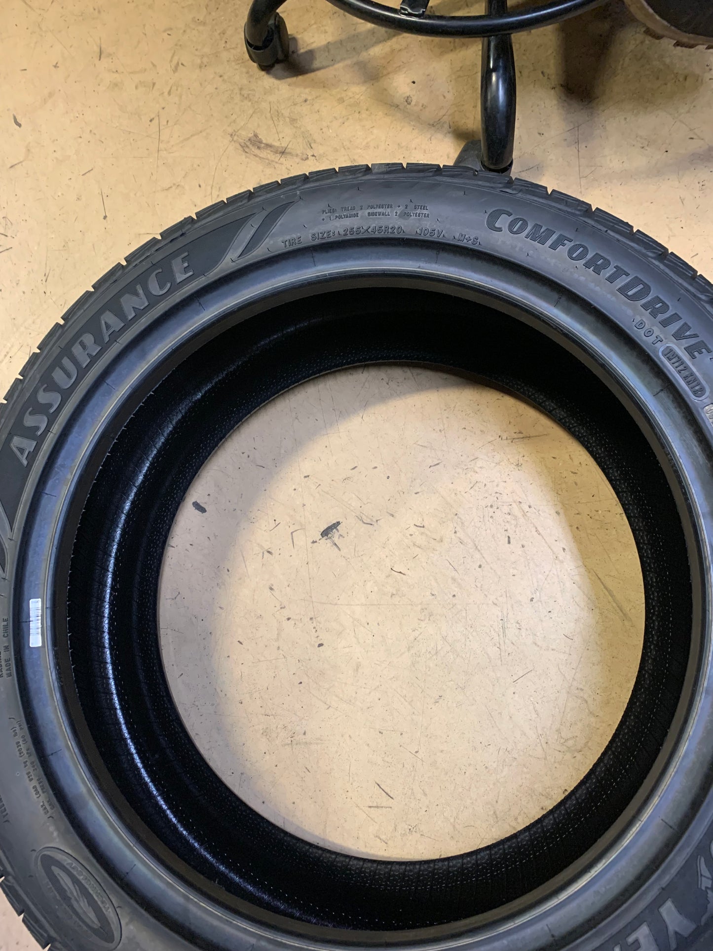 GOODYEAR ASSURANCE COMFORTDRIVE BSW P  255 45 20 105V ALL SEASON TIRE 413030582