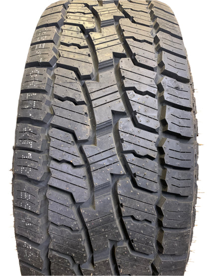 MULTI-MILE WILD COUNTRY  XTX AT4S BSW P 285 70 17 117T ALL TERRAIN TIRE MMXTA82