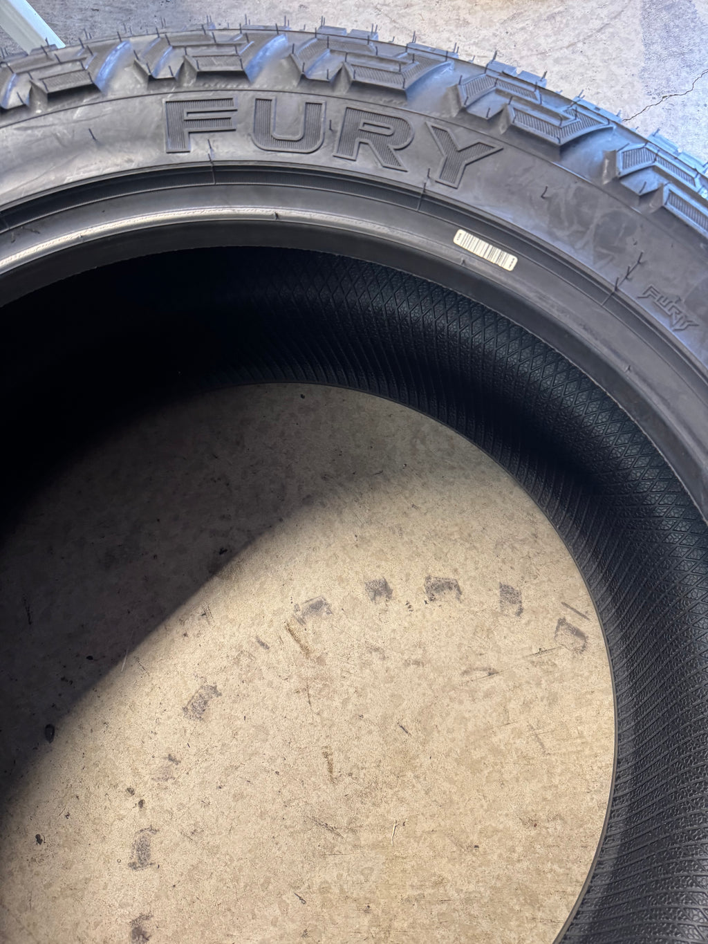 FURY COUNTRY HUNTER R/T BSW LT 35 12.5 22 117Q 10PLY RUGGED TERRAIN TIRE RT35125022A