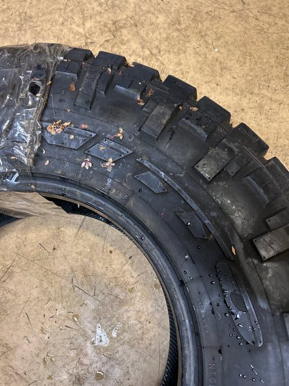 USED 14/32 NITTO RIDGE GRAPPLER  LT 285/75R16 126/123Q RUGGED TERRAIN TIRE 217620