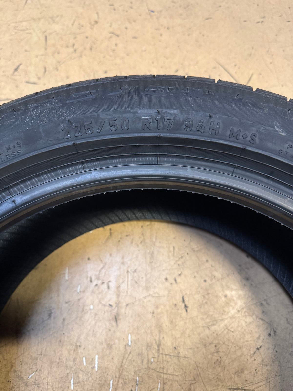 2 NOS PIRELLI CINTURATO P7 ALL SEASON (MOE) RUNFLAT BSW P 225 50 17 94H TIRE 2374300 (Copy)