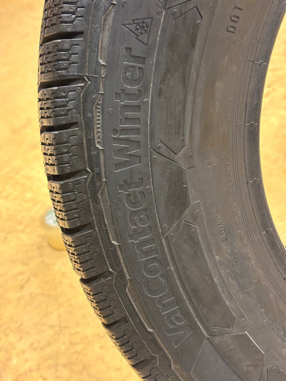 NOS CONTINENTAL VANCONTACT WINTER 235 65 15 121/116R LRE 10 PLY VAN TIRE 04531410000
