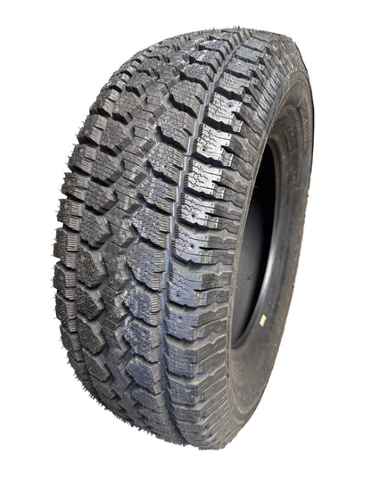 NOS MASTERCRAFT COURSER MSR BSW LT 265 70 17 121/118Q 10PLY WINTER TIRE 90000005739