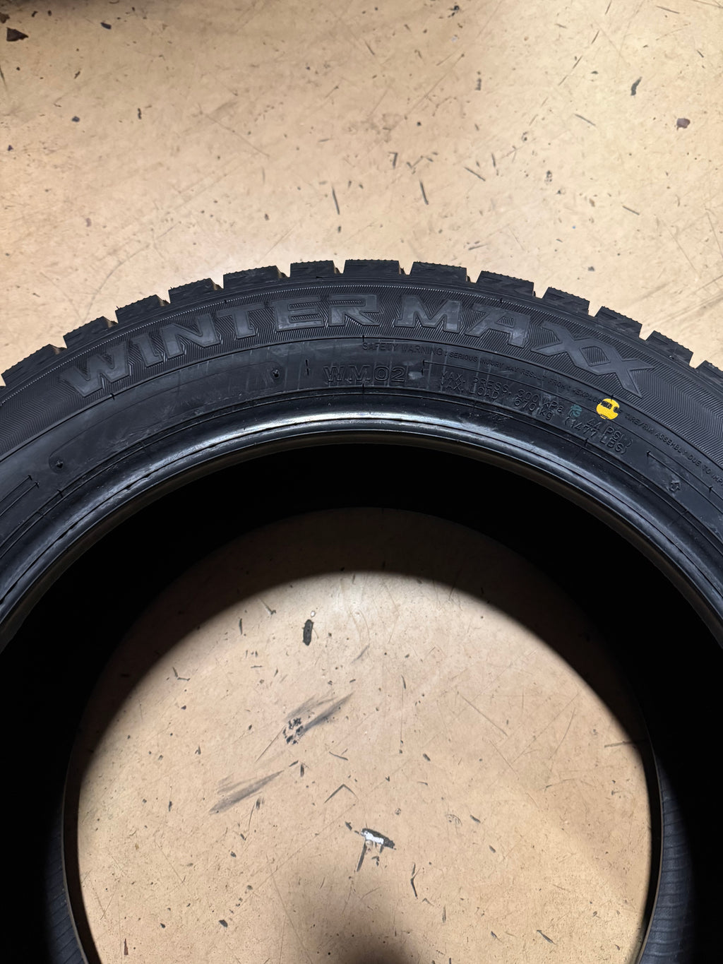 2 DUNLOP WINTER MAXX BSW P 215 55 17 94T WINTER TIRE 266029727