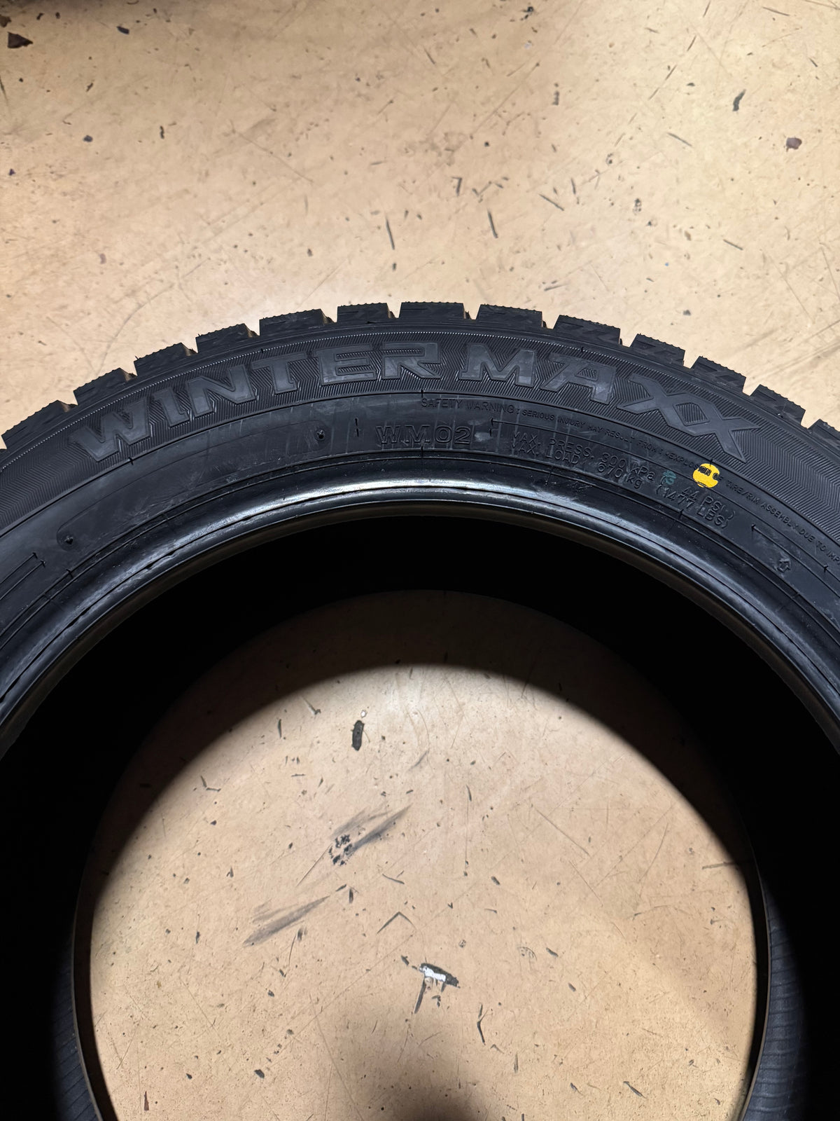 2 DUNLOP WINTER MAXX BSW P 215 55 17 94T WINTER TIRE 266029727