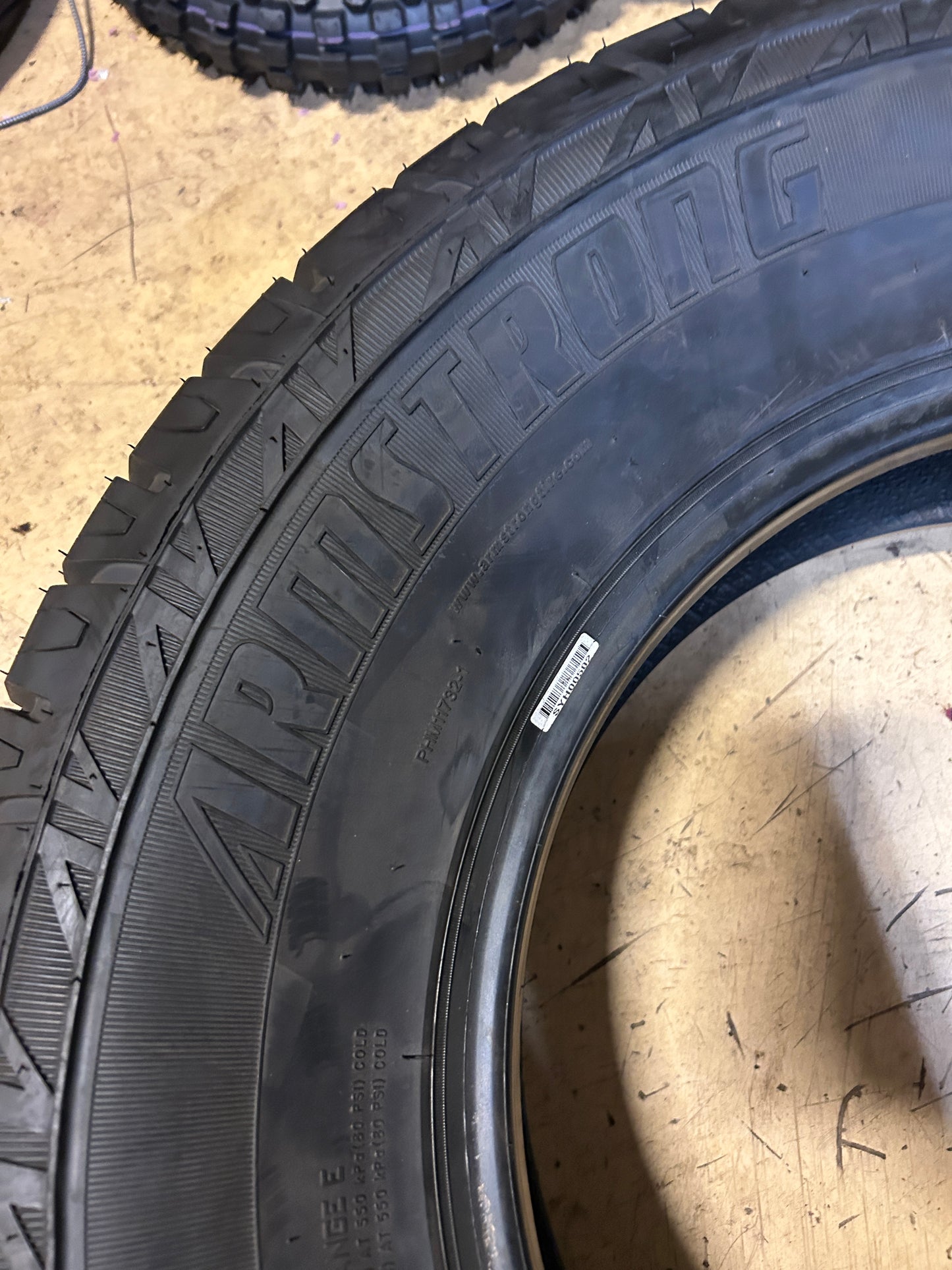 ARMSTRONG TRU-TRAC AT LT 245 75 17 121/118Q 10PLY ALL TERRAIN TIRE 1200046656