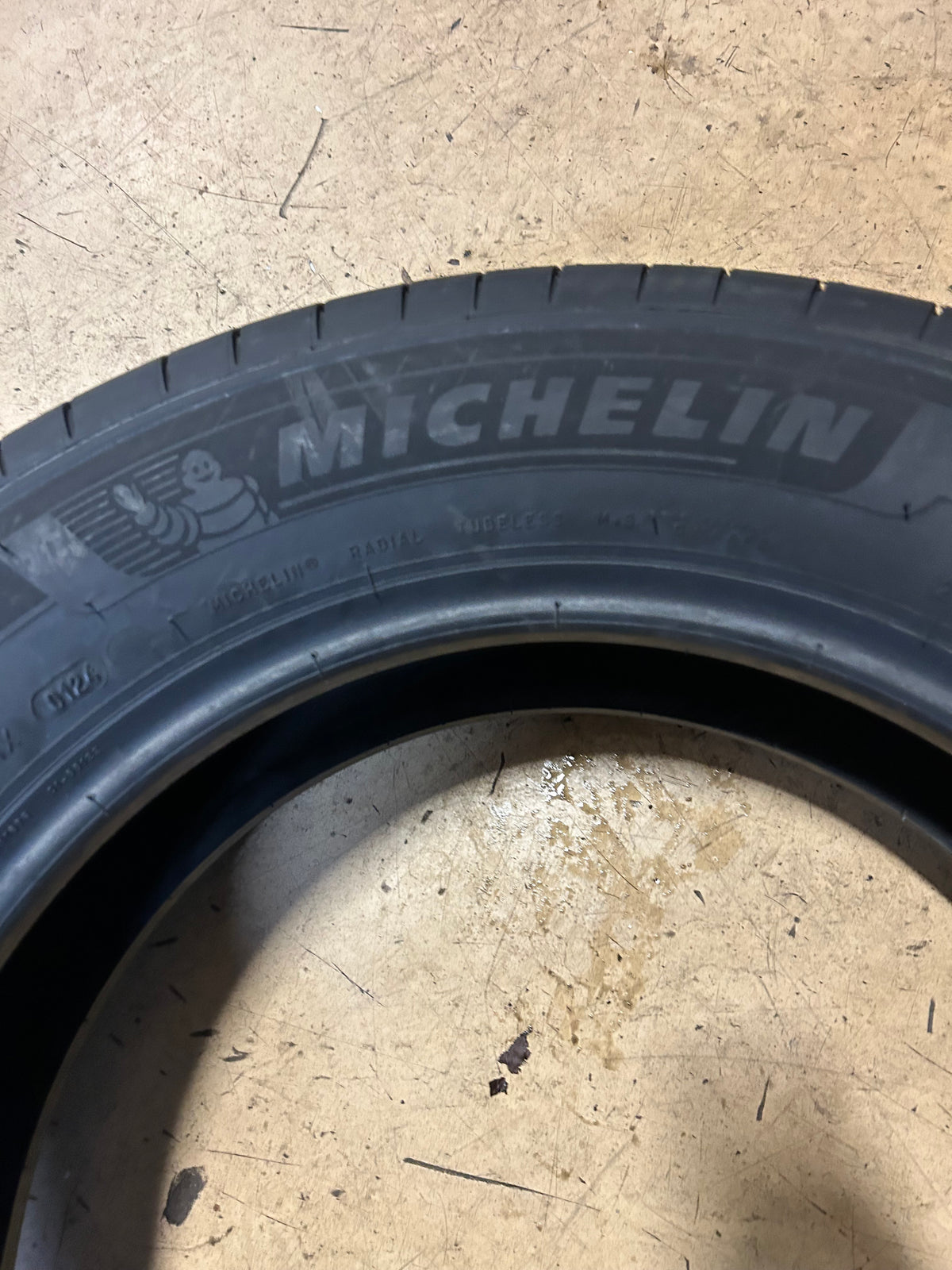MICHELIN PRIMACY ALL SEASON (DT) BSW P  215 65 17 99H TIRE 40709