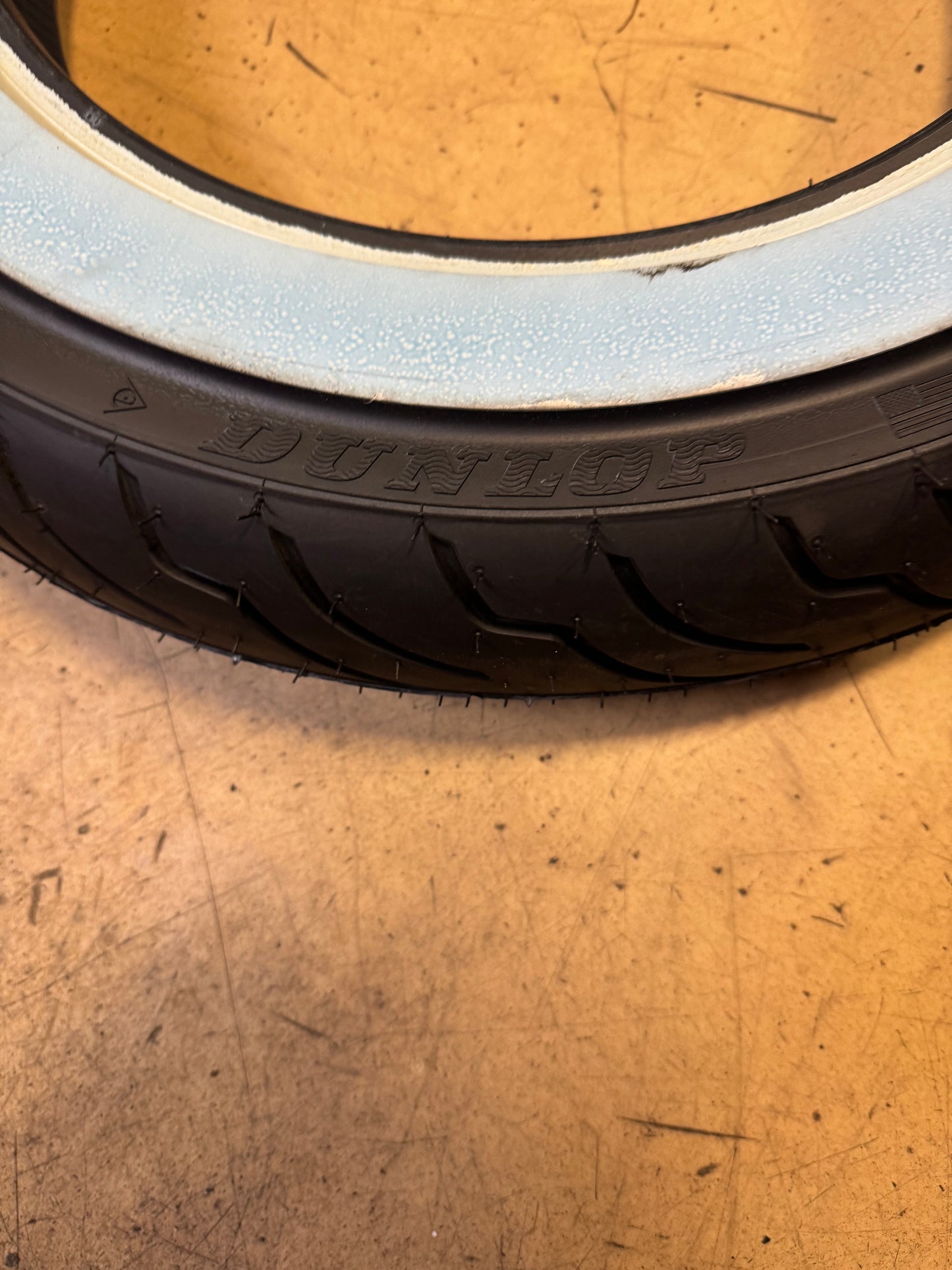 DUNLOP AMERICAN ELITE WW 85 16 77H REAR MOTORCYCLE TIRE 4452041