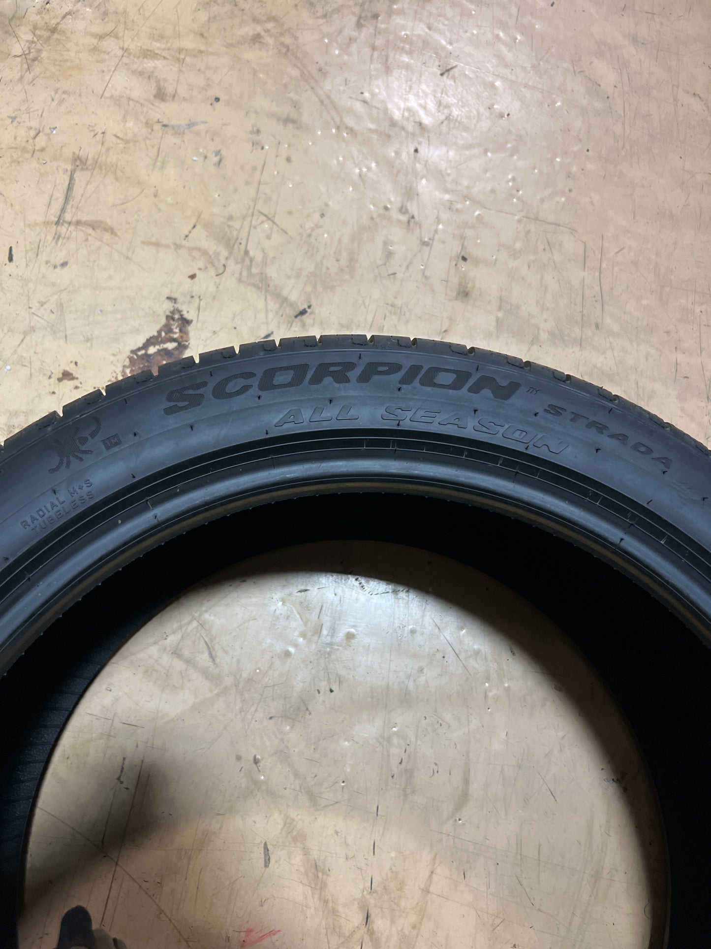 2 NEW PIRELLI SCORION STRADA A/S P 235 45 19 95V SL ALL SEASON  TIRE  3520900