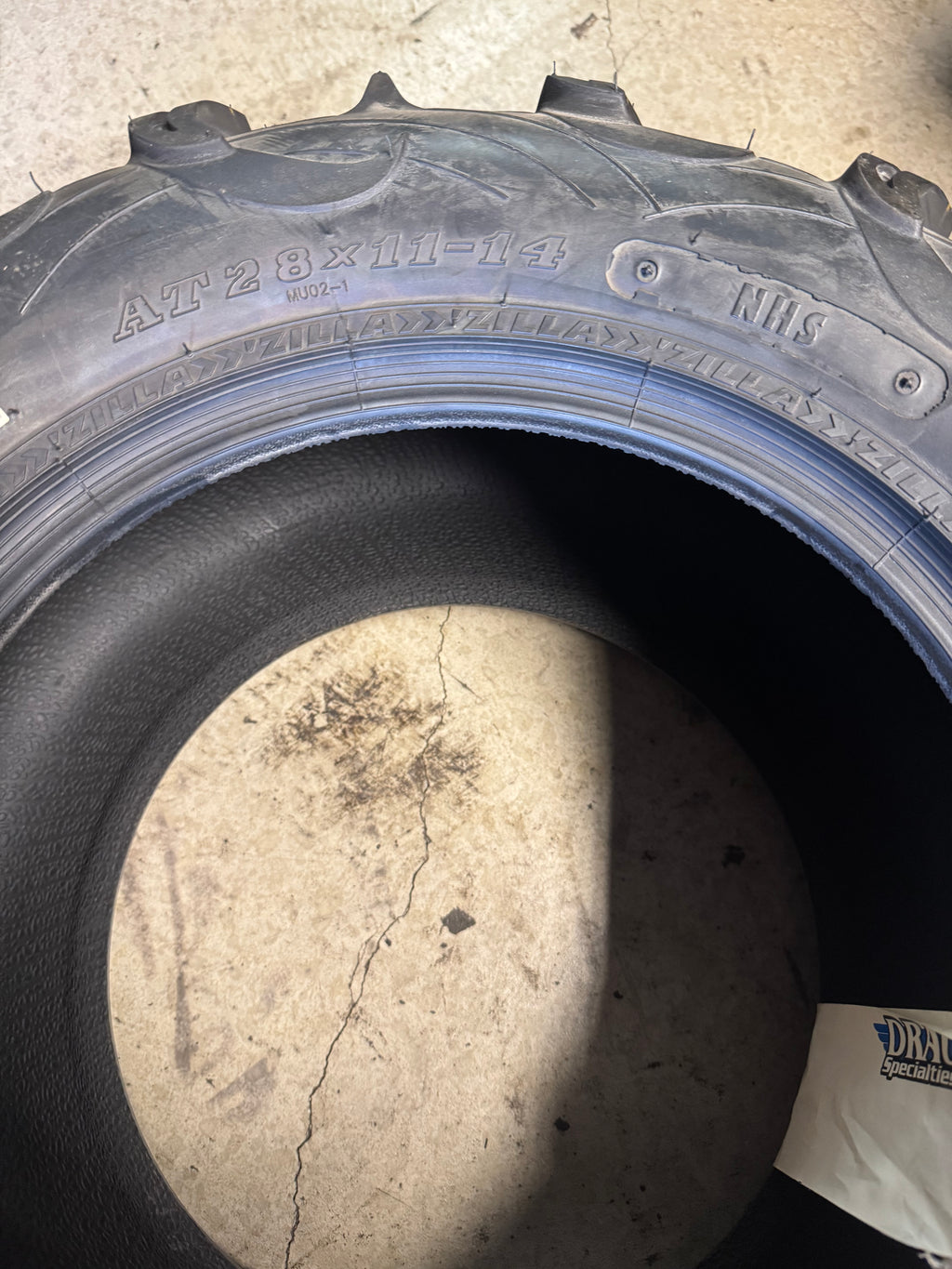 NOS MAXXIS ZILLA BSW  28 11 14 6PLY ATV/UTV TIRE MXZ28X1114
