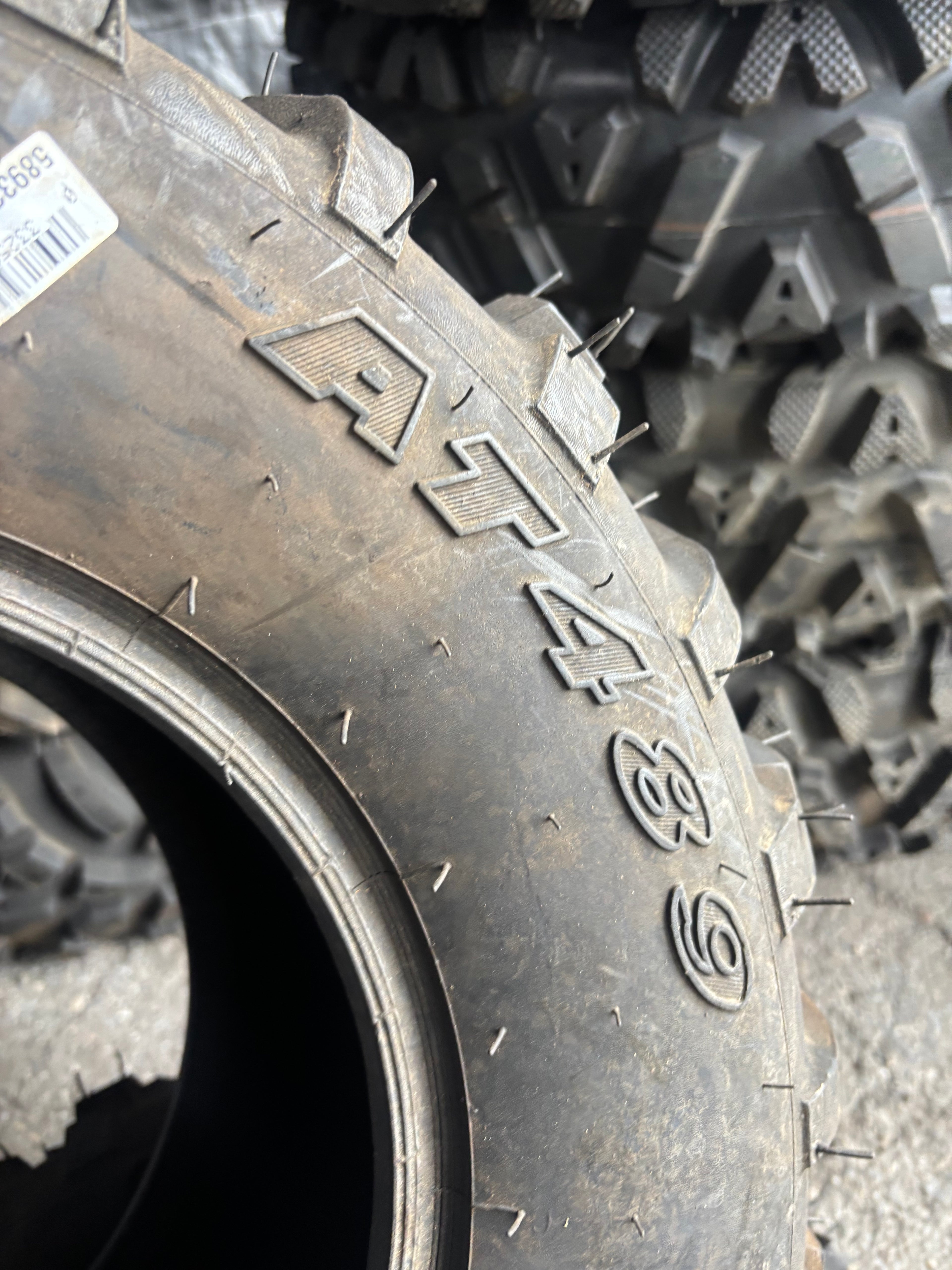 NOS CARLISLE AT489 BSW 24 10 11 48F ATV/UTV TIRE 589328