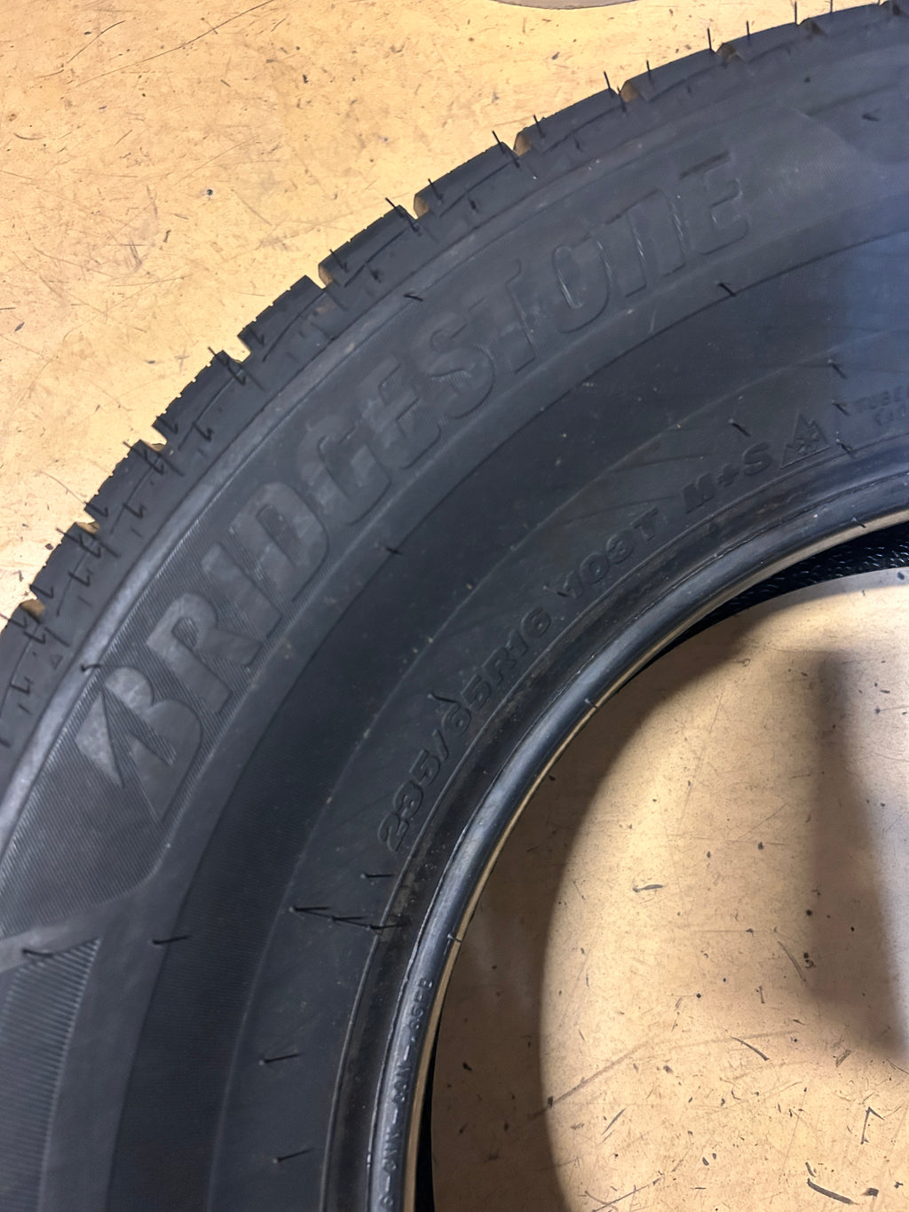 BRIDGESTONE WEATHERPEAK BSW P 235 65 16 103T  ALL WEATHER TIRE 006057