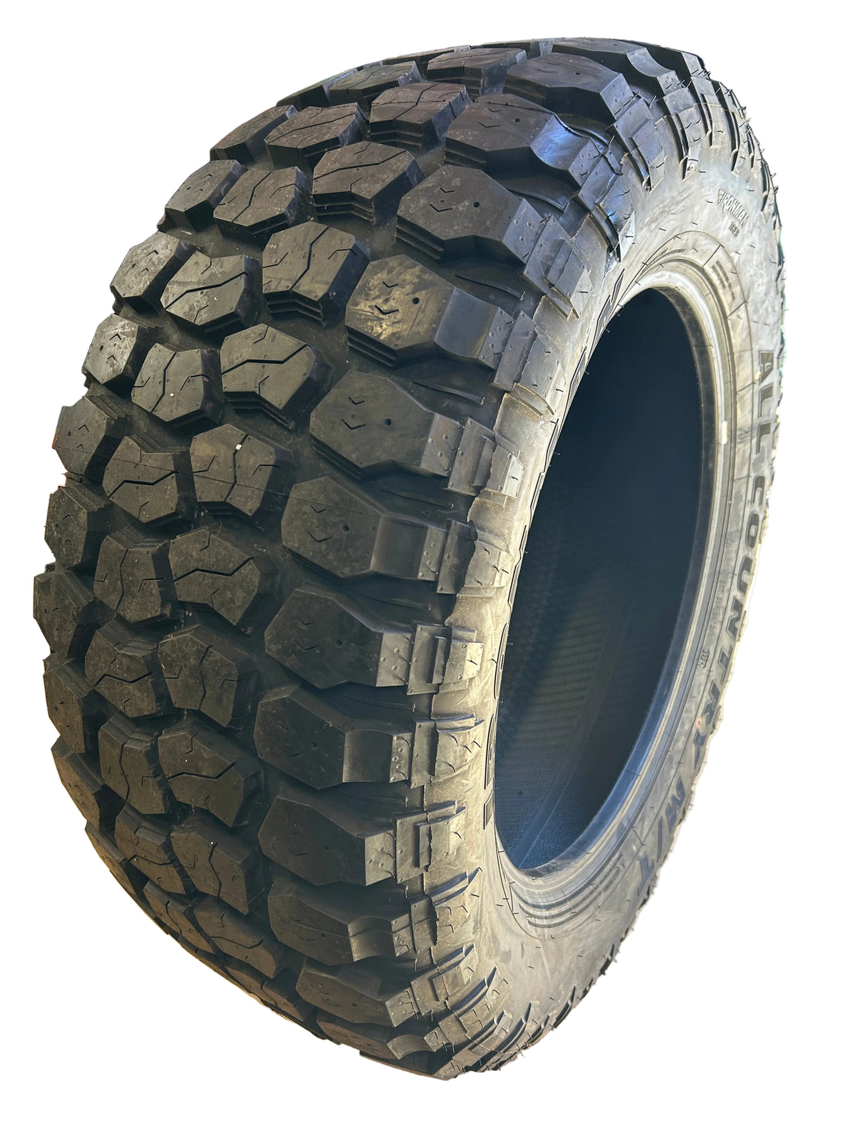 IRONMAN ALL COUNTRY M/T BSW LT 37 13.5 22 128Q 12PLY MUD TIRE 98373