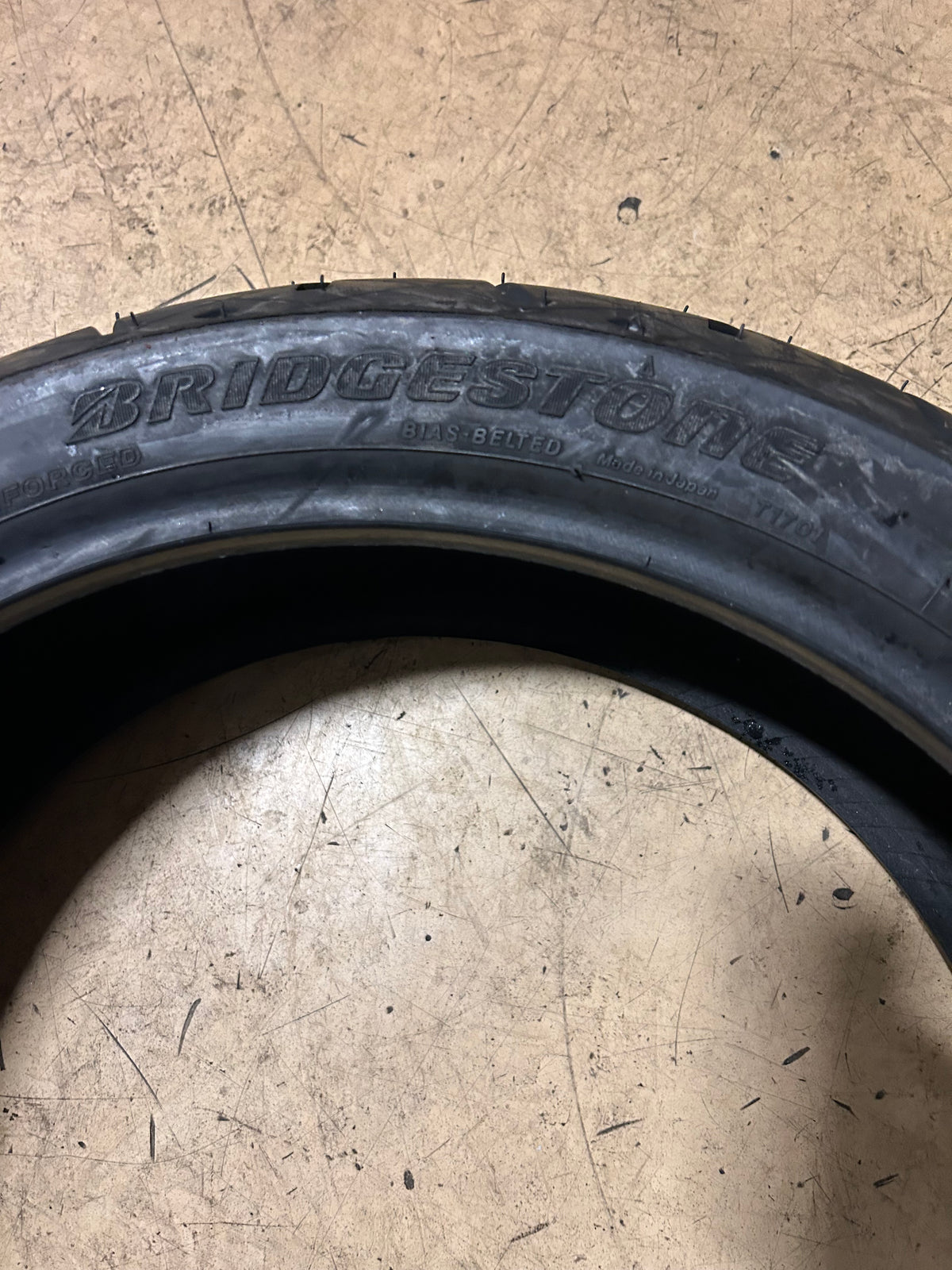 BRIDGESTONE BATTLECRUISE H50R 180 55 18 80H MOTORCYCLE TIRE 009091