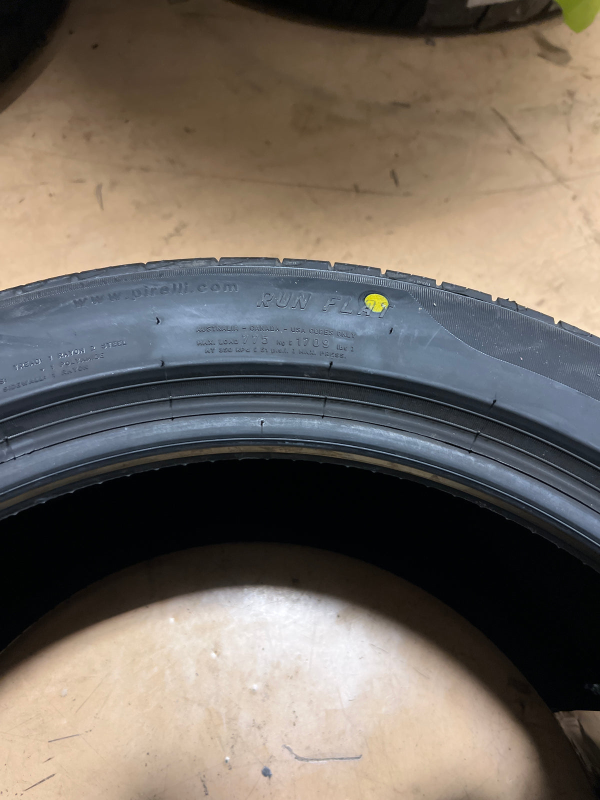 NOS PIRELLI CINTURATO P7 (*) BMW RUNFLAT  P 275 40 18 99Y SL ALL SEASON TIRE 2074700