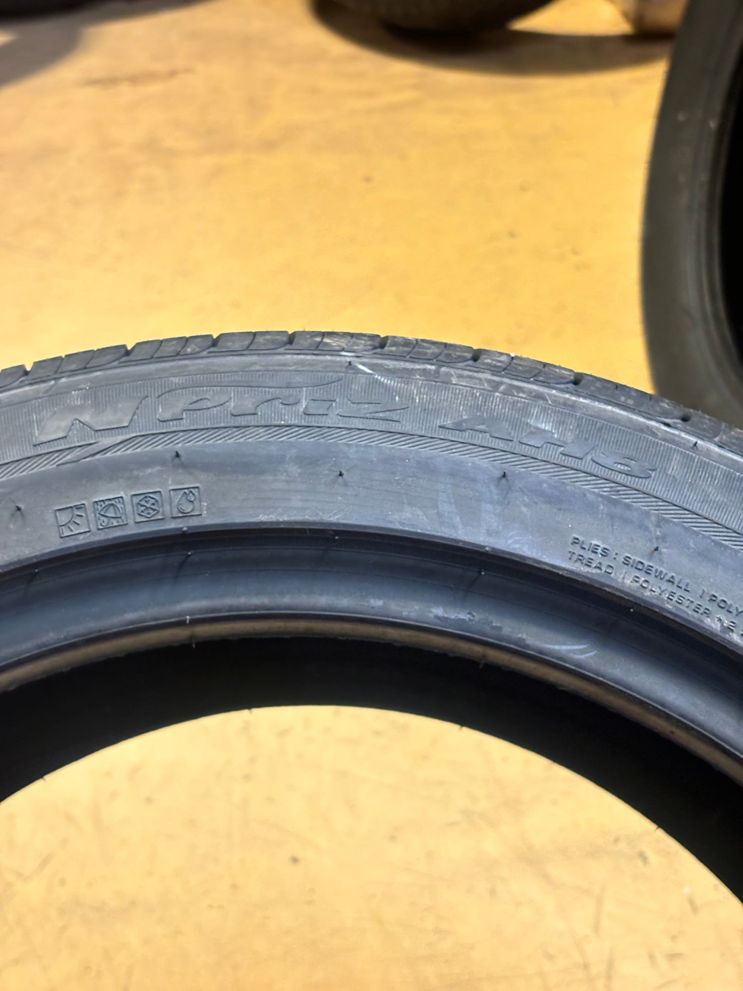 NEXEN NPRIZ AH8 P 225 50 18 95V SL ALL SEASON TIRE 14706NXK