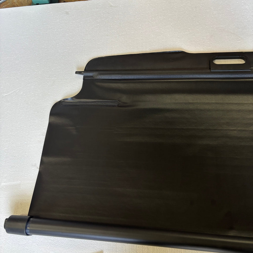 GENUINE GM 10-17 CHEVY EQUINOX SHADE ASSEMBLY LUGGAGE BLACK 23131658