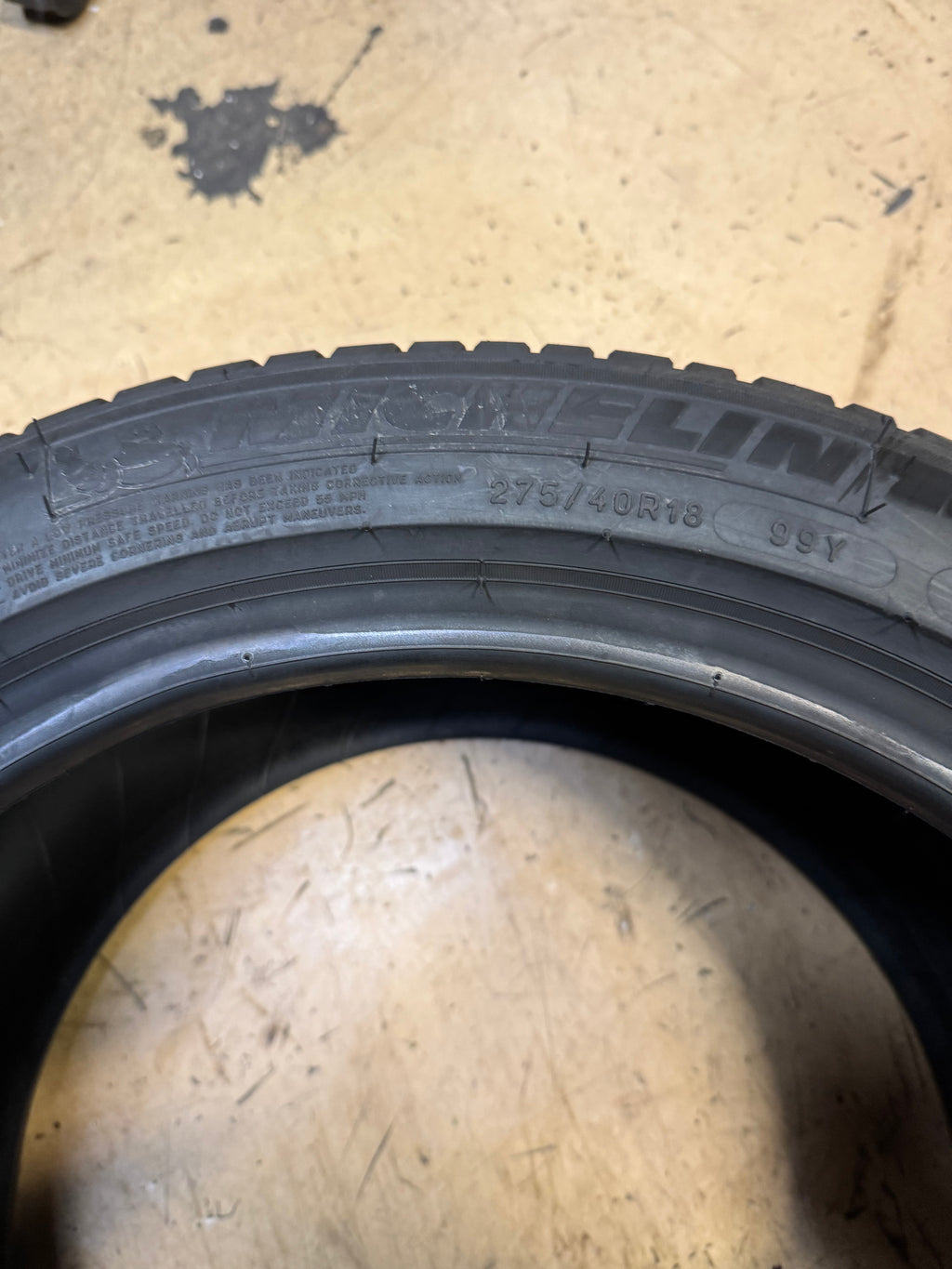 2 NOS MICHELIN PRIMACY 3 ZP RSC (MOE) BSW P 275 40 18 99Y SUMMER TIRE 04935