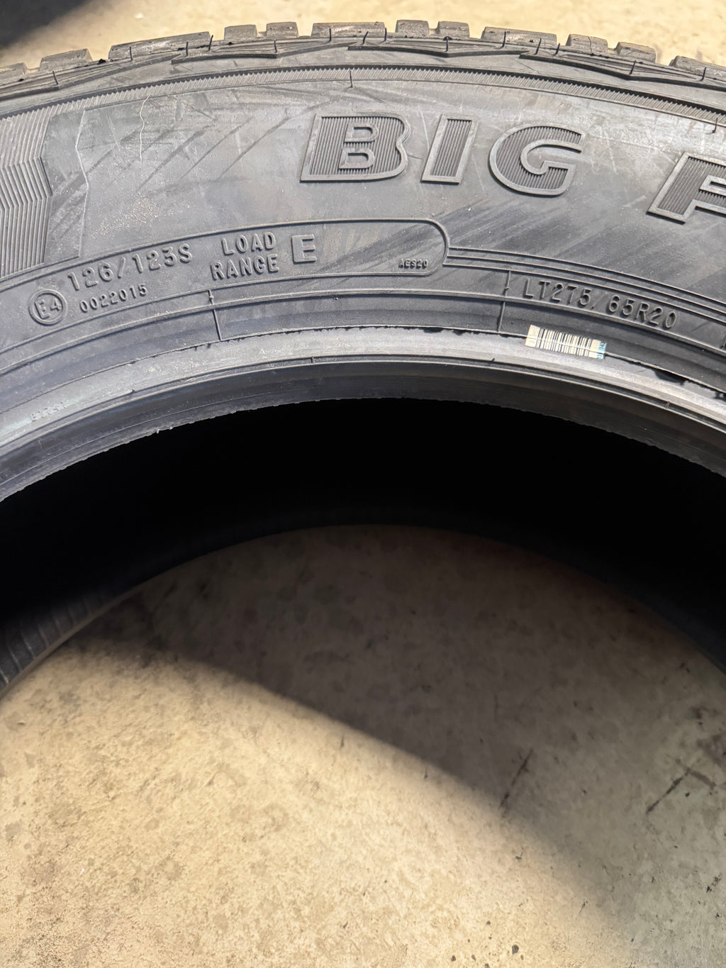 NOS BIG FOOT BIG O A/T BSW LT 275 65 20 126/123S 10PLY ALL TERRAIN TIRE 000000000001130760