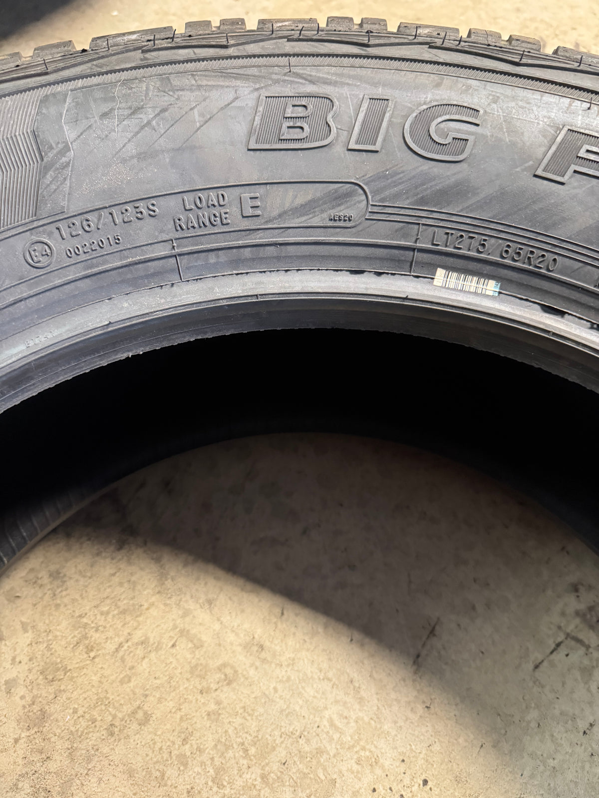 NOS BIG FOOT BIG O A/T BSW LT 275 65 20 126/123S 10PLY ALL TERRAIN TIRE 000000000001130760