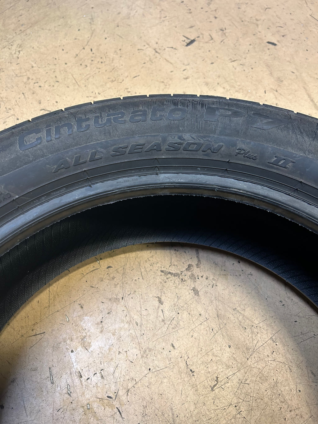 NOS PIRELLI CINTURATO P7 ALL SEASON PLUS II BSW P 215 55 18 95H TIRE 3592300