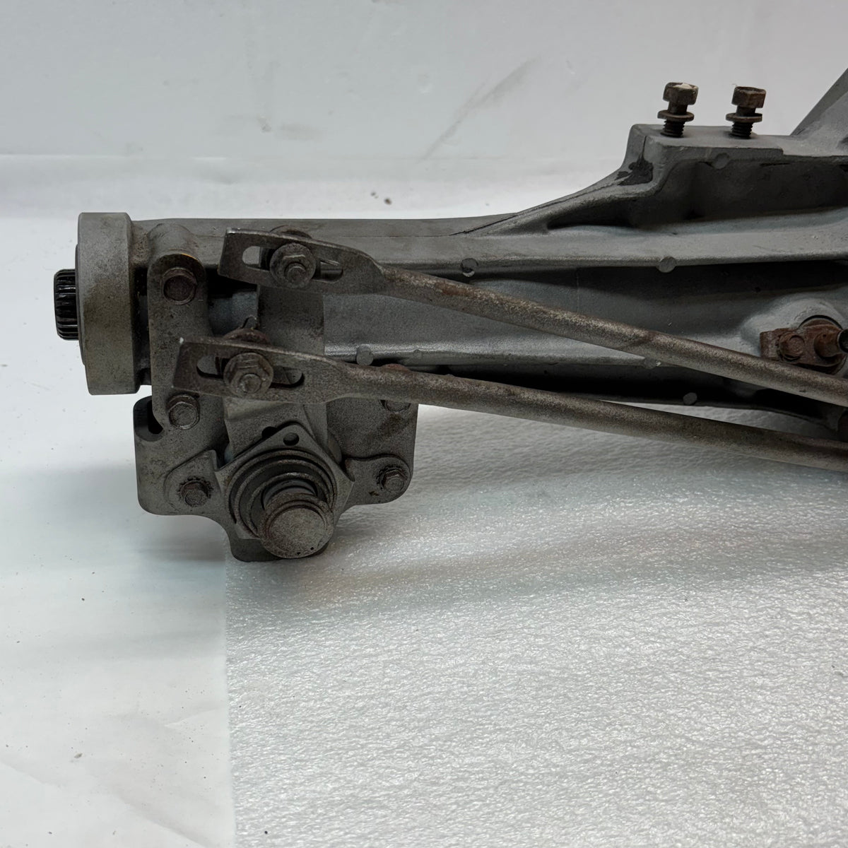 REMANUFACTURED 3 SPEED TRANSMISSION FOR MUSTANG 65-66 V8 MANUAL