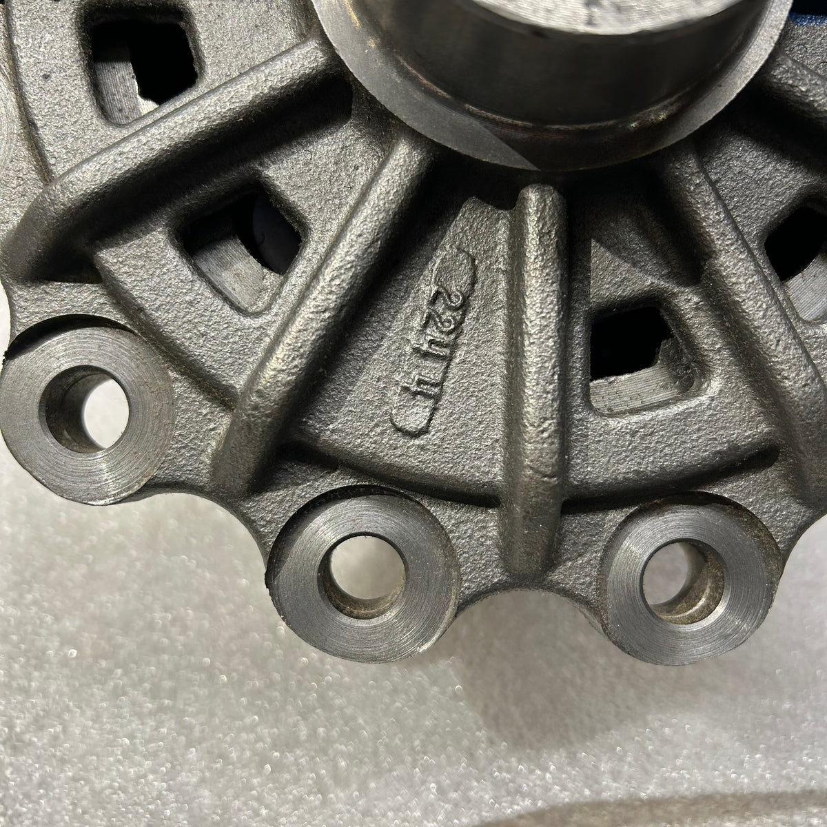 AAM 2019+ DODGE RAM 3500 30-SPILINE LIMITED SLIP REAR DIFFERENTIAL