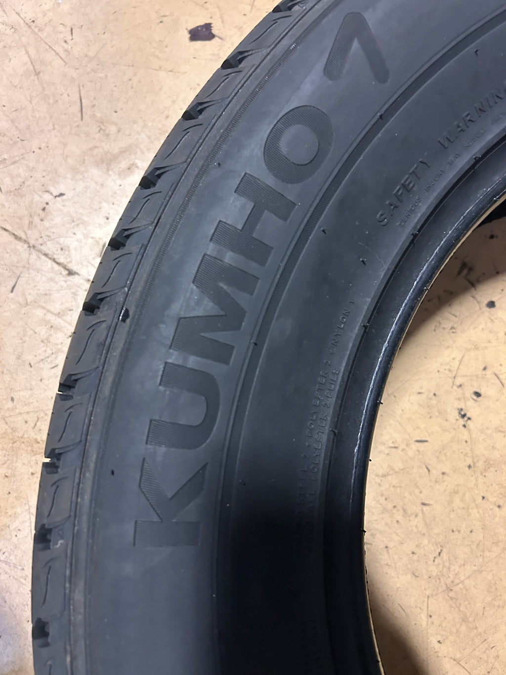 KUMHO CRUGEN PREMIUM BSW P 255 65 18 109T SL ALL SEASON TIRE 2176643