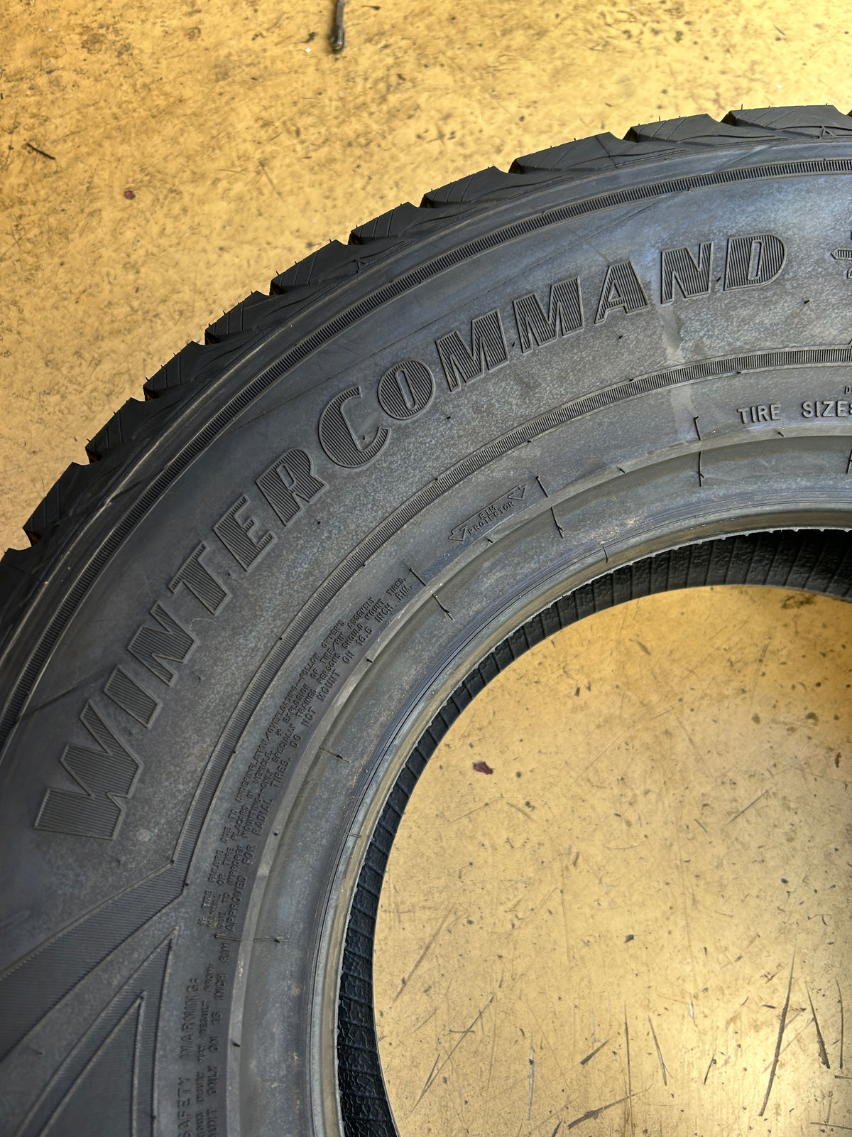 2 NOS GOODYEAR WINTERCOMMAND BSW P 265/70R16 112S WINTER TIRE 132204788