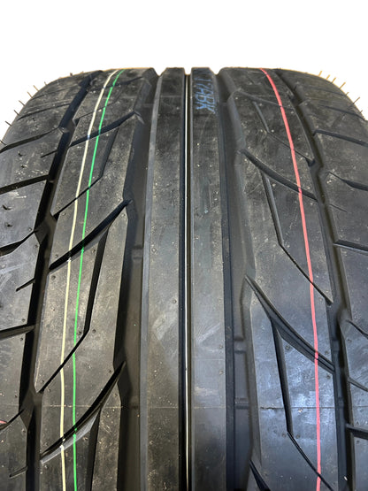 NITTO NT555 G2 BSW P 305/30R19 102W XL UHP TIRE 211750