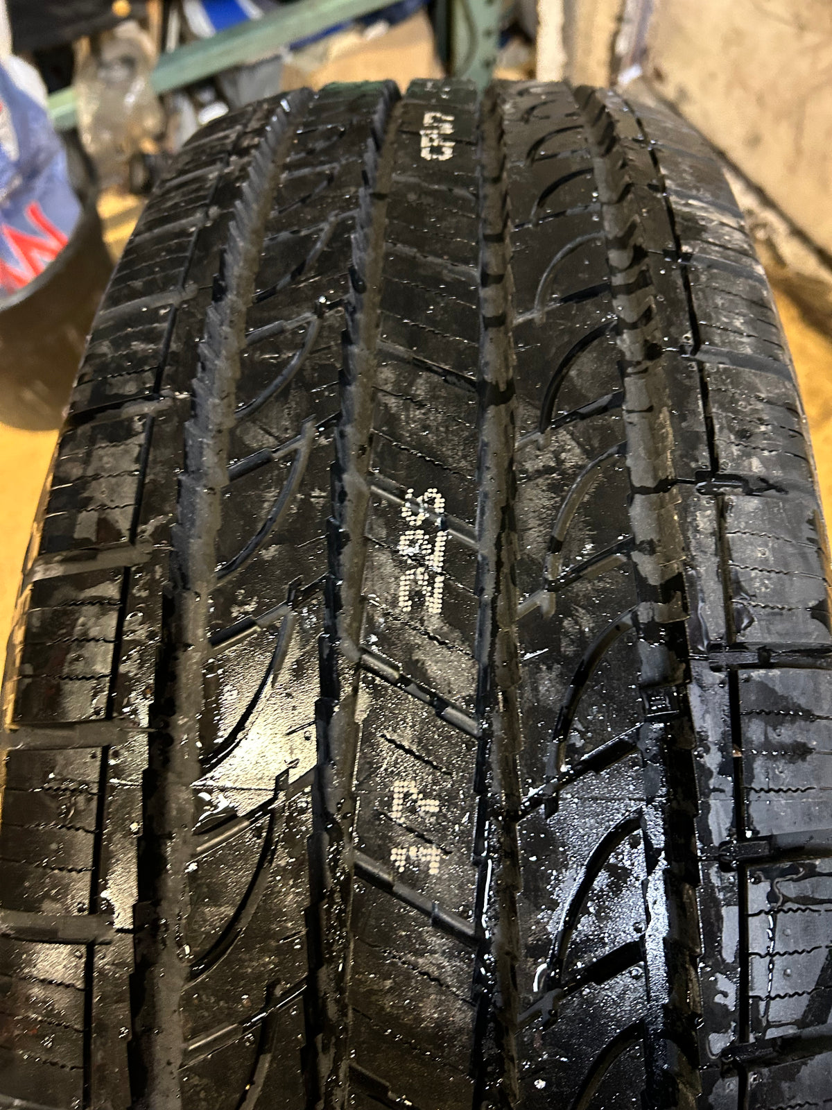 YOKOHAMA GEOLANDAR H/T G056 BSW P 275 65 18 116H HIGHWAY TIRE 110105683