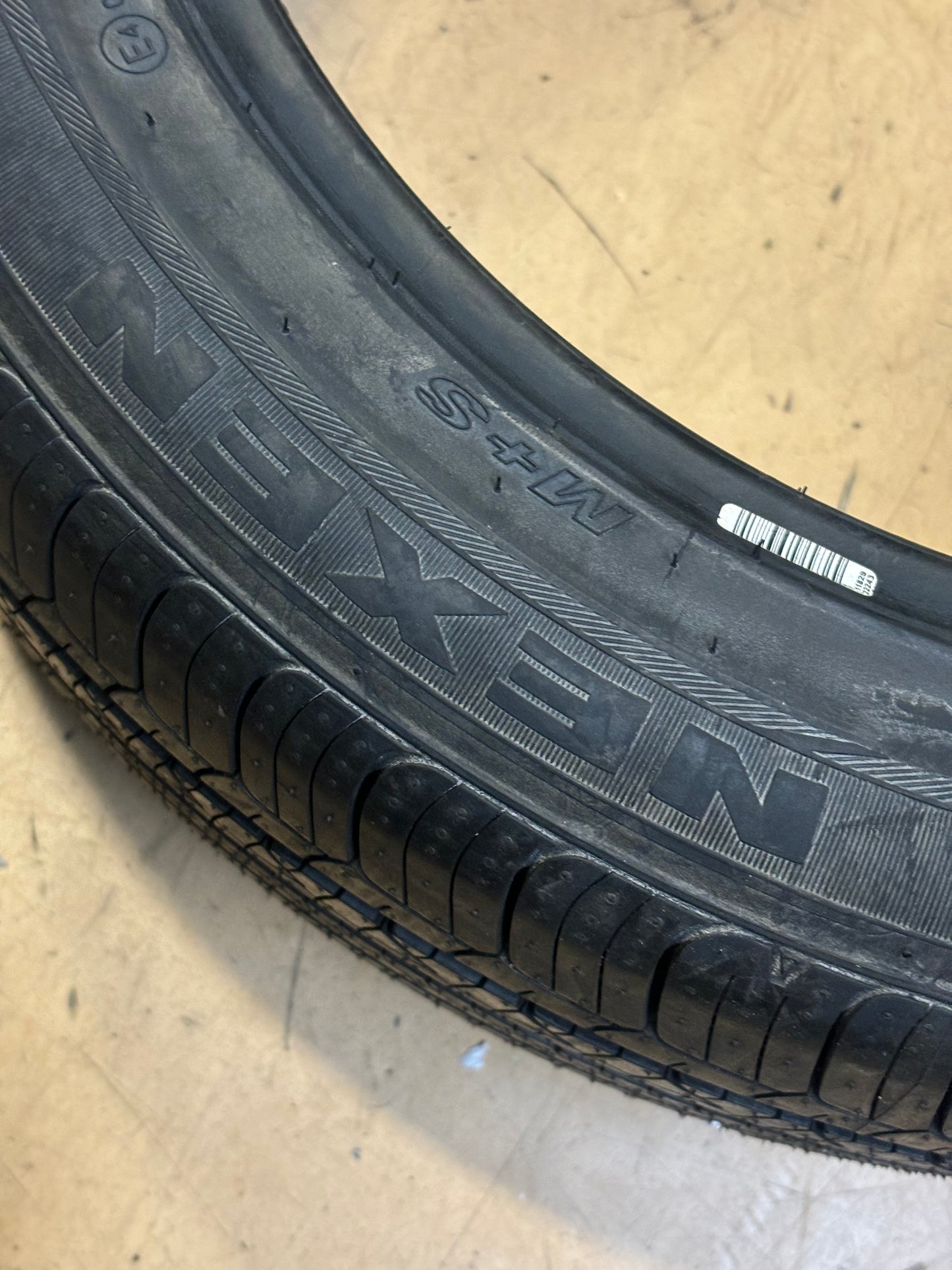 NEXEN NPRIZ AH8 P 225 50 18 95V SL ALL SEASON TIRE 14706NXK